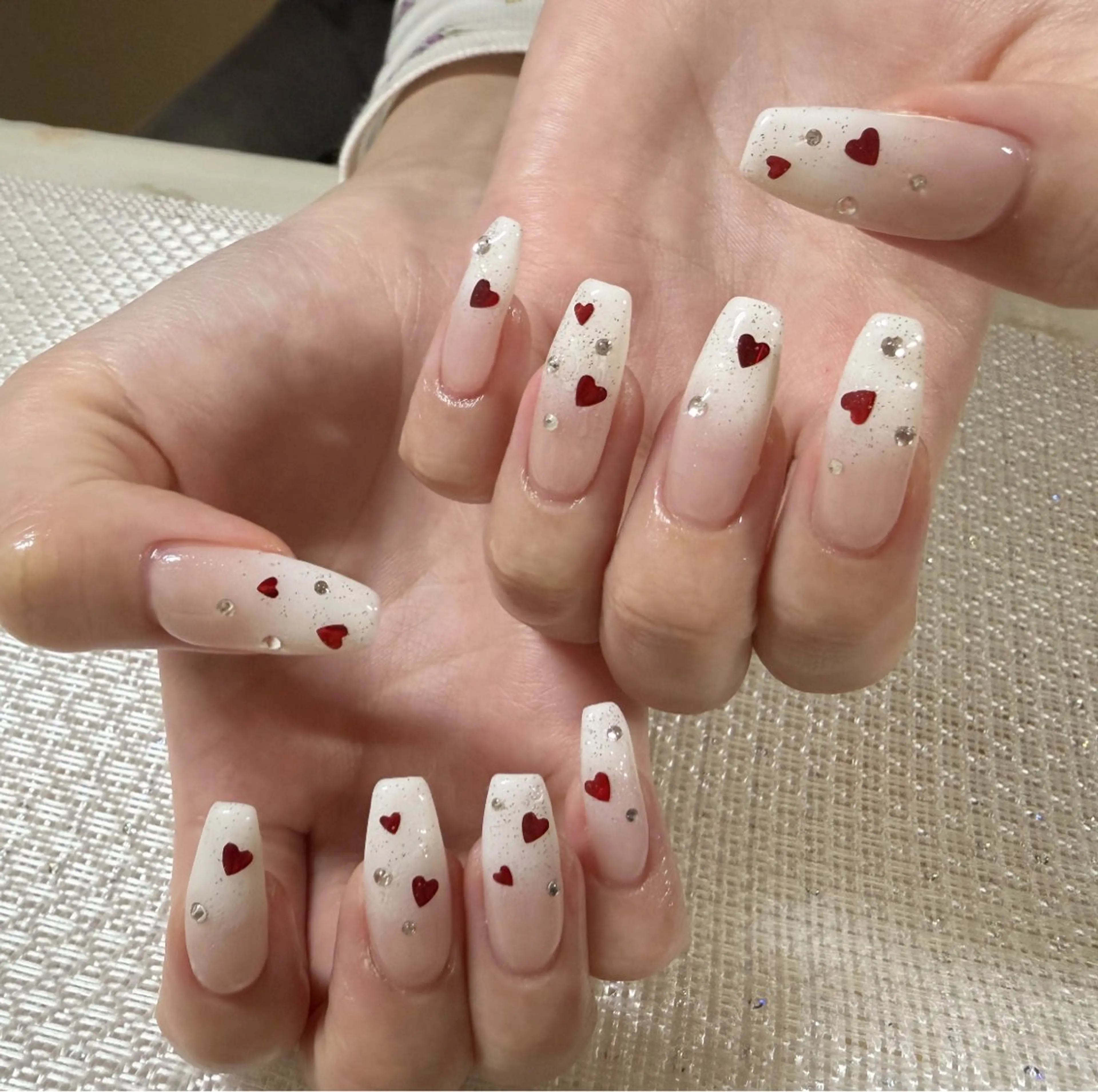 ネイル ハンドネイル Tini ANA.CHUOのネイルデザイン