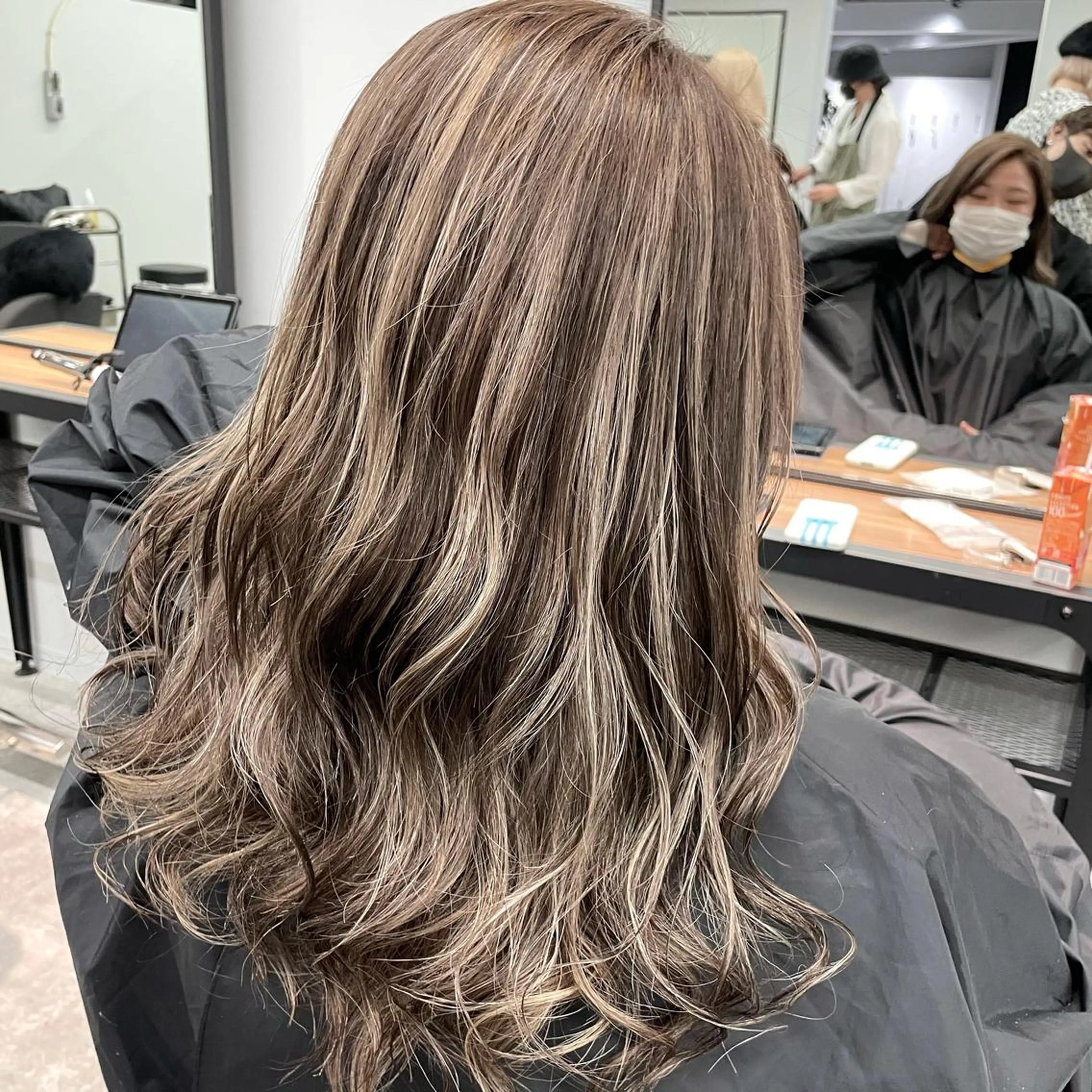 ロング カラー ハイライトカラー ハイライト ✨ハイトーン✨ 濱田知孝のヘアスタイル