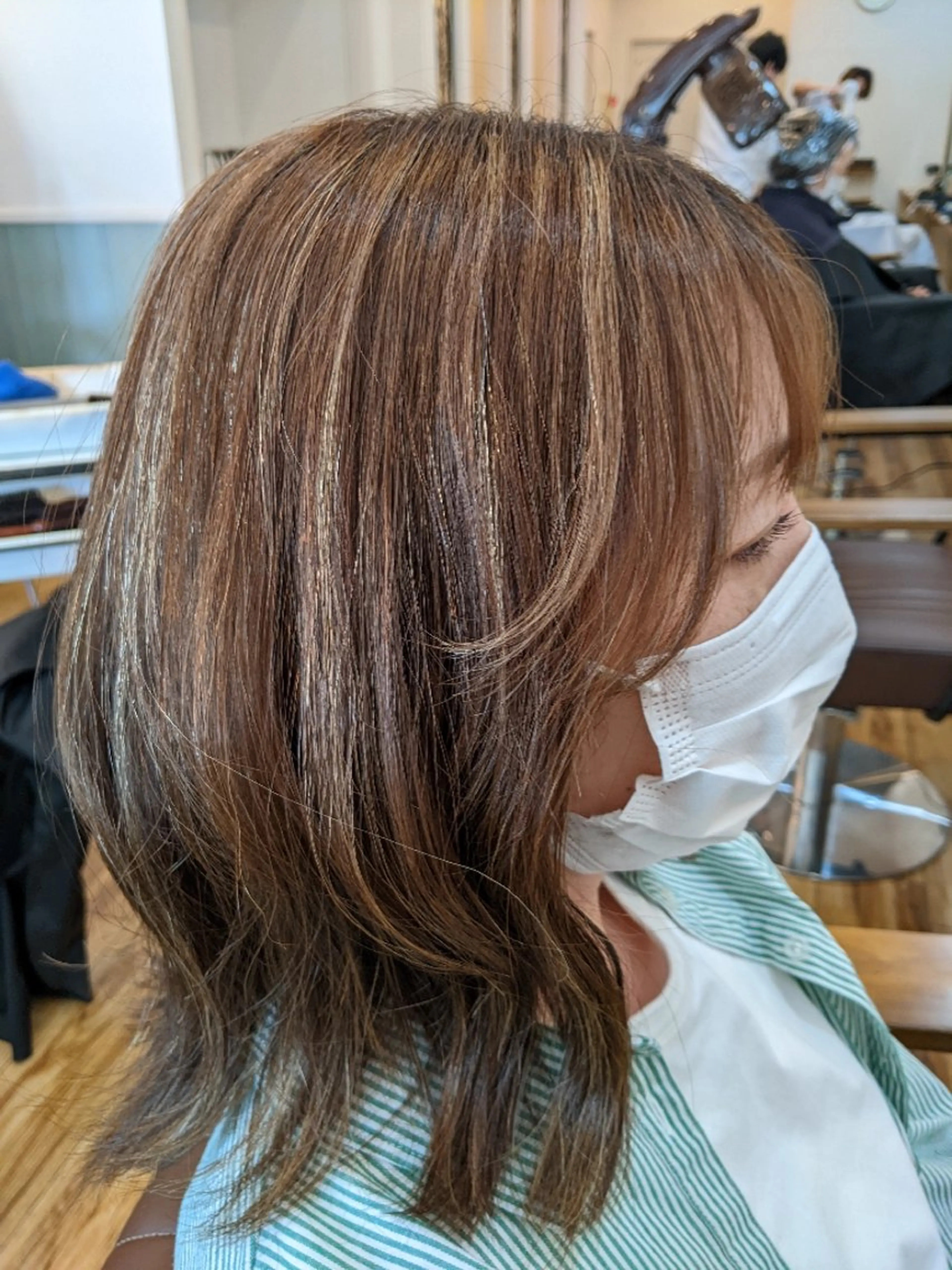 ミディアム ハイライト 【泉中央】CLASS 中村のマツエク・マツパデザイン