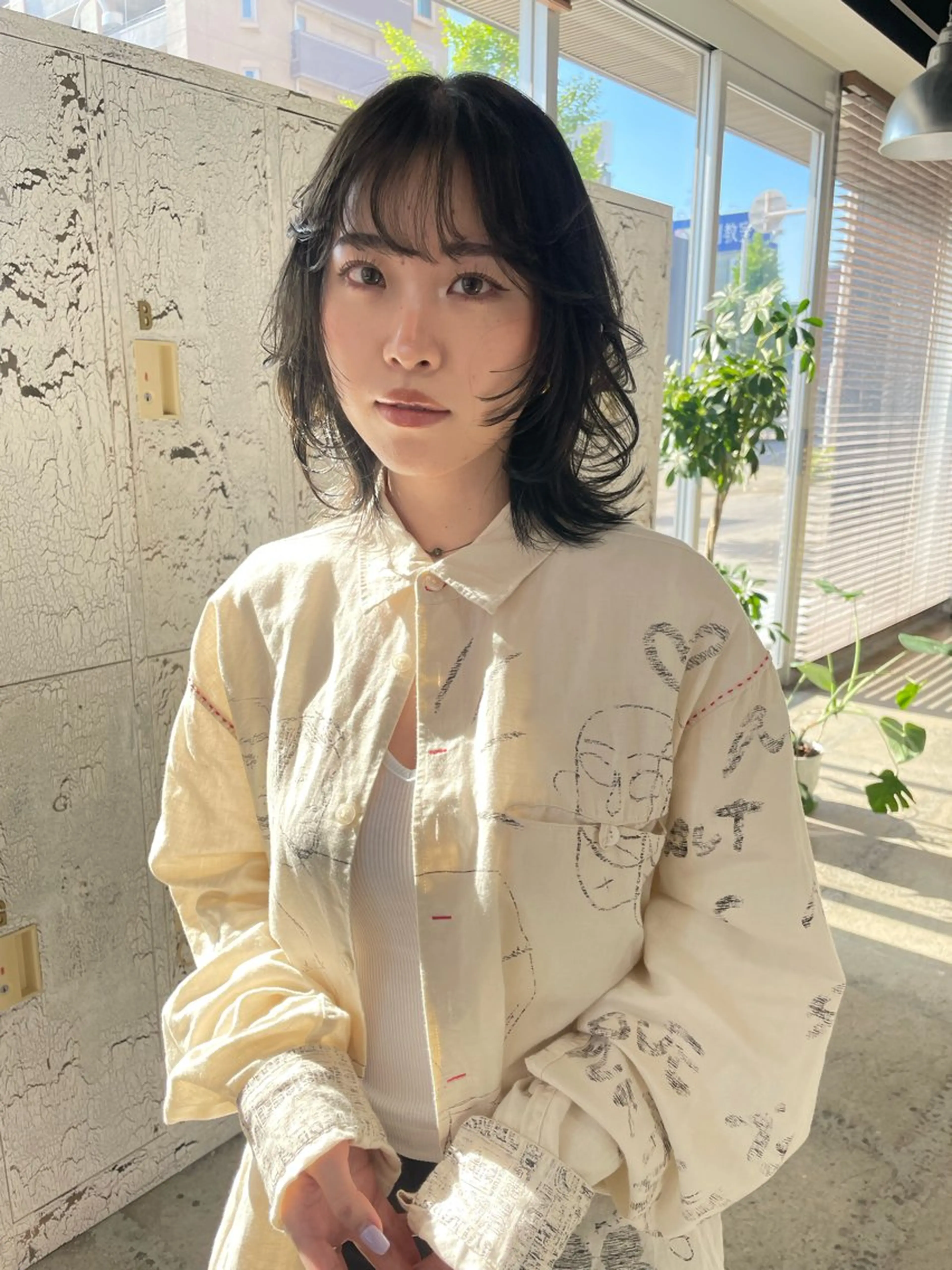 ミディアム レイヤーカット カット ヘアカラー 熊崎 葵のヘアスタイル