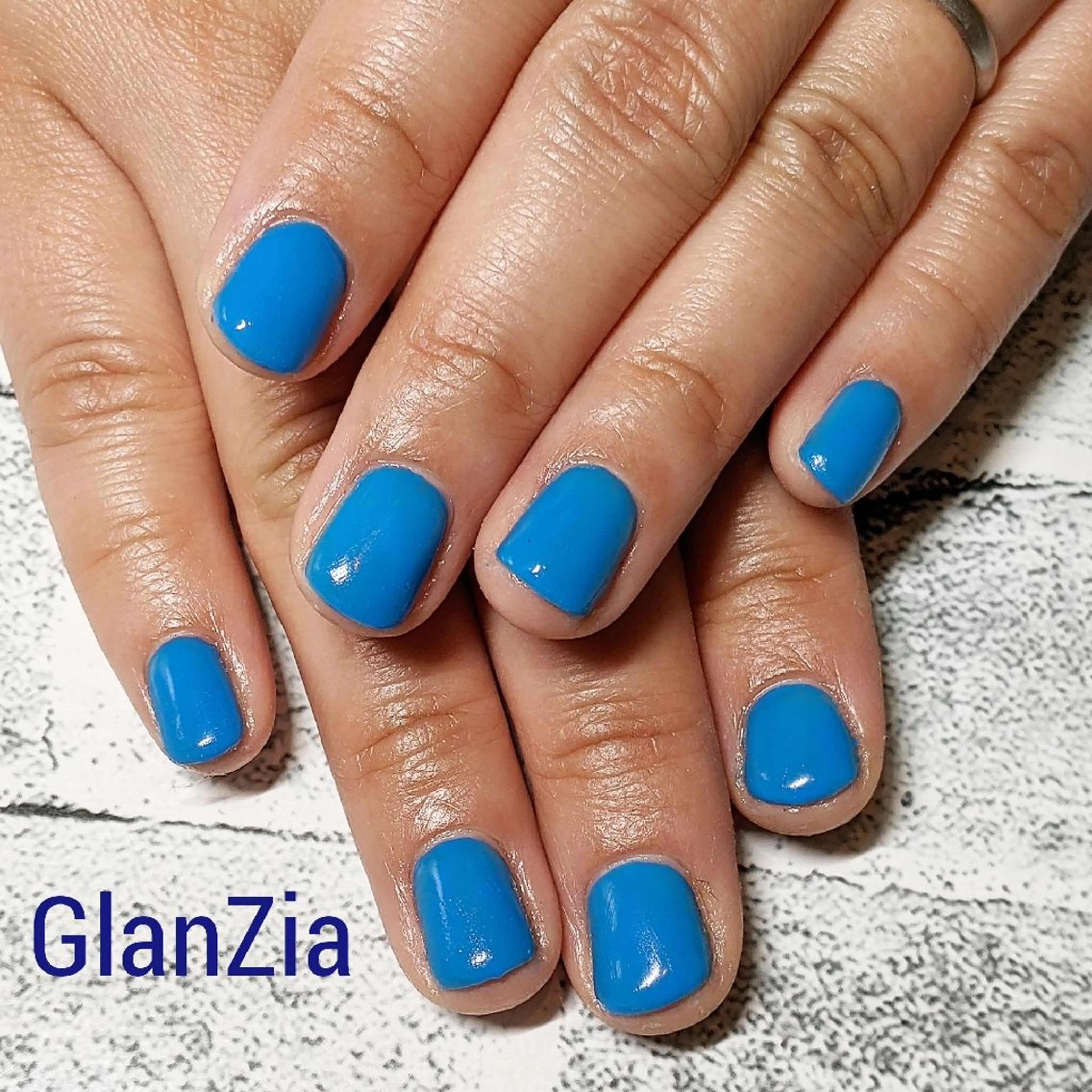 ショート ネイル ワンカラーネイル 南流山 ネイルサロン グランツィア のネイルデザイン