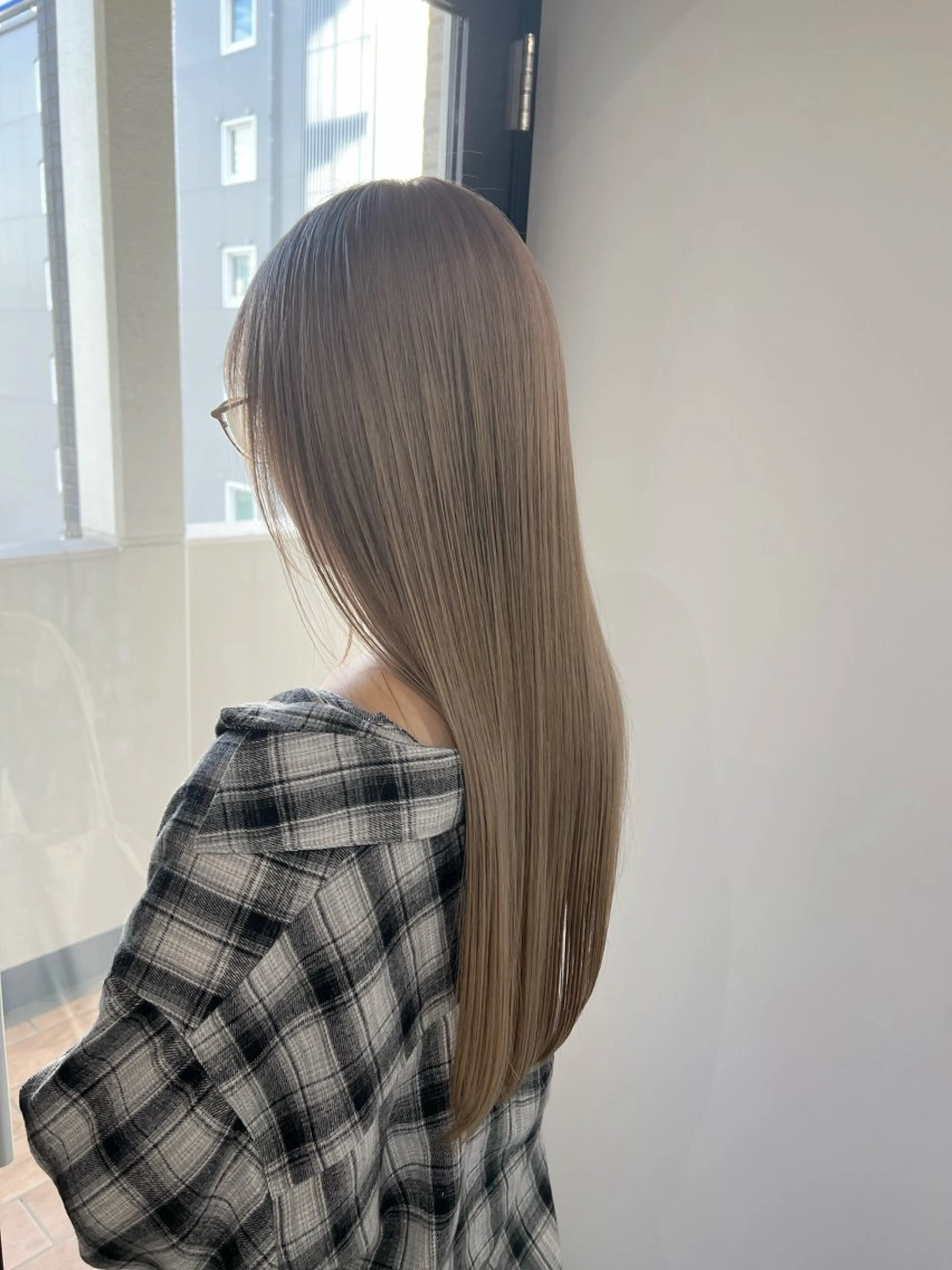 ロング カラー グレージュ カット ヘアカラー トリートメント 透明感/ダブルカラー 🦋TOMOKA🦋のヘアスタイル