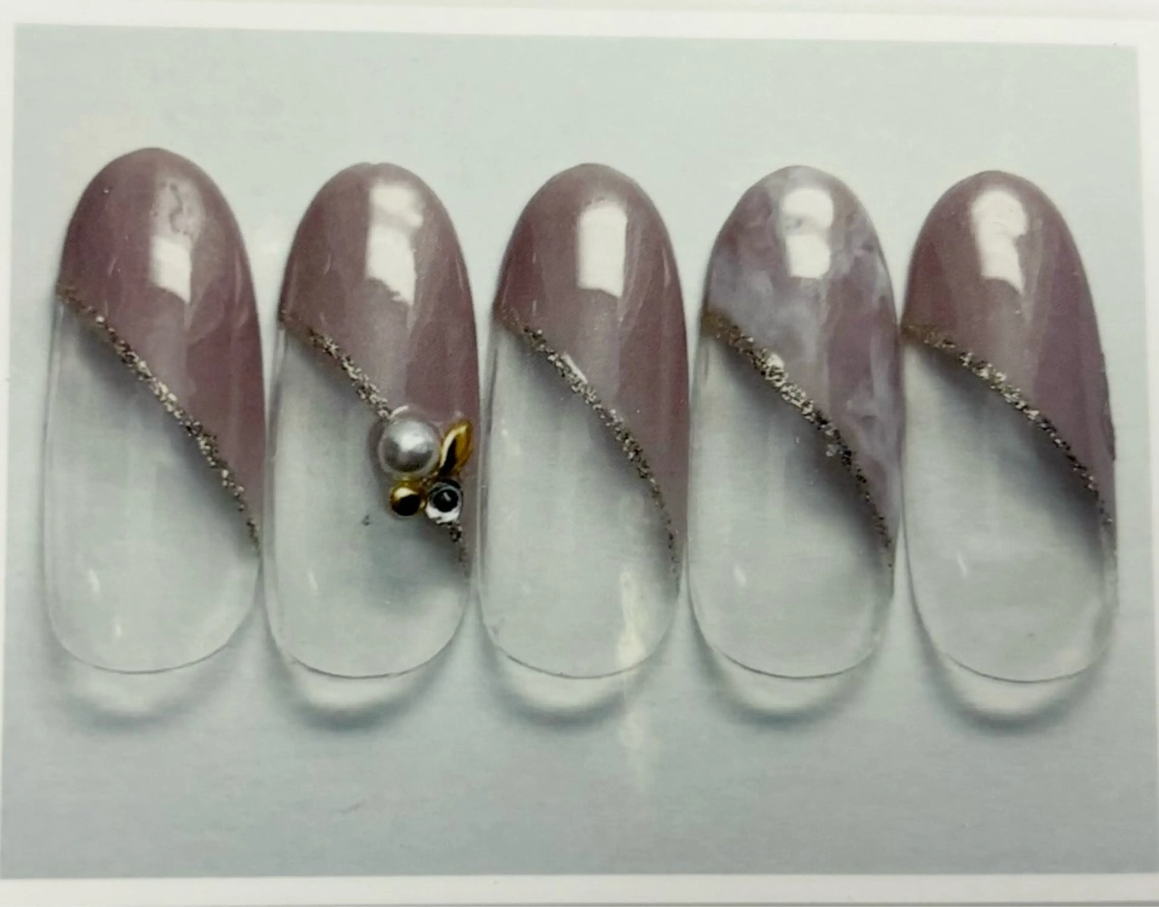 ネイル 石田 真咲のネイルデザイン