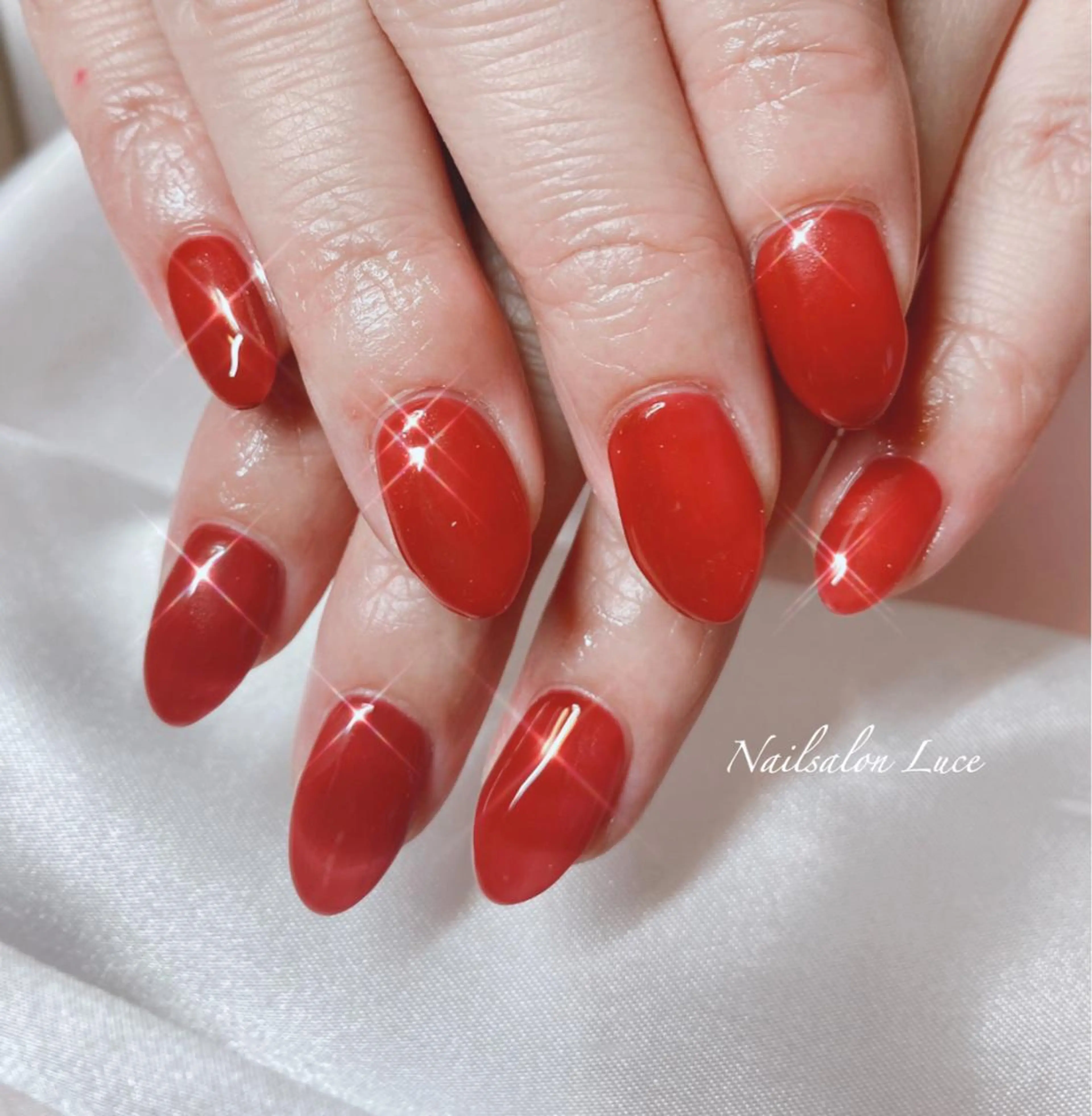ネイル ジェルネイル ワンカラーネイル 赤色 まつ毛、ネイル& 脱毛サロン　Lのマツエク・マツパデザイン