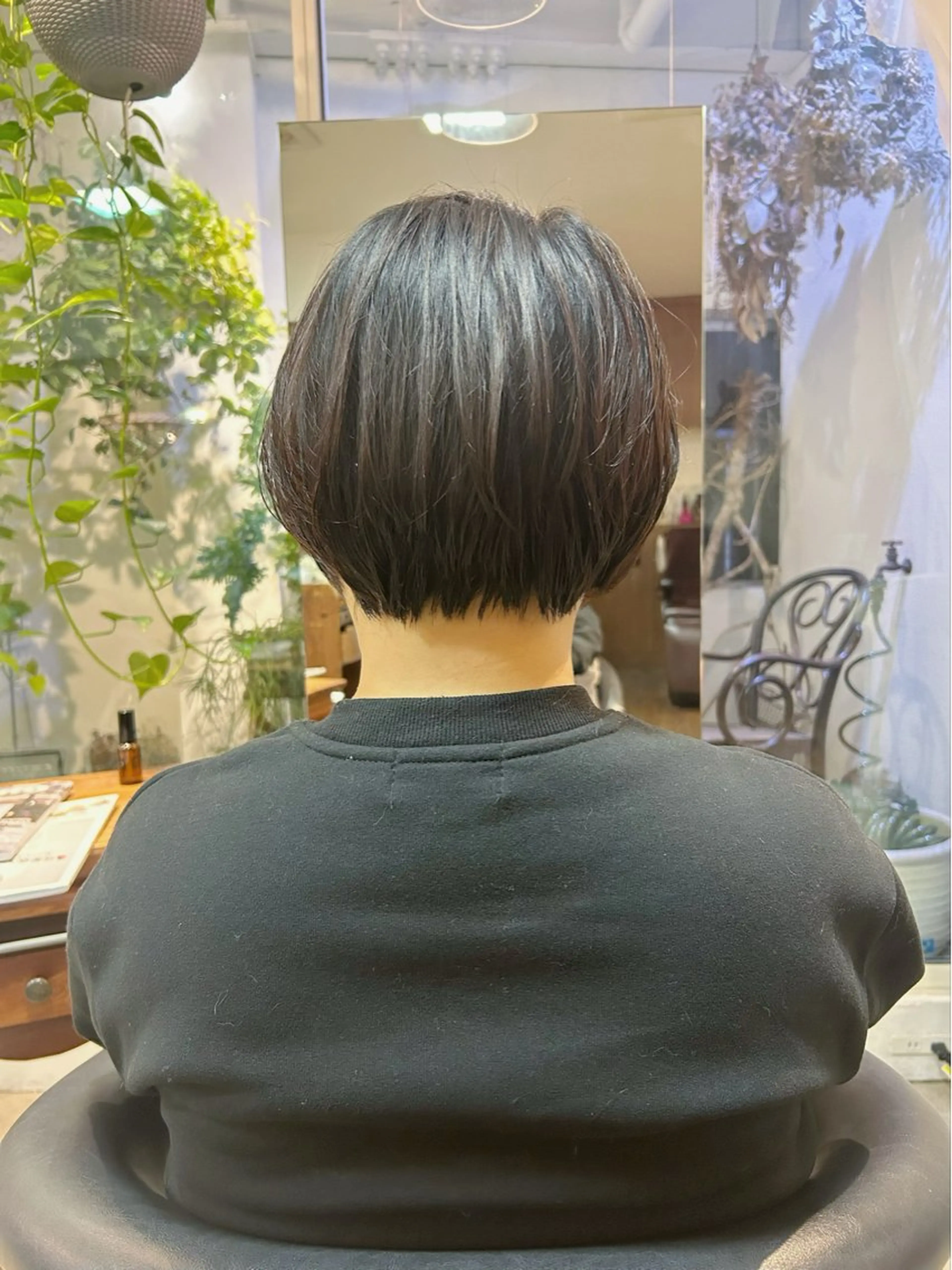 ショート ショートボブ ボブ ショートヘア 谷澤 朋佳のヘアスタイル