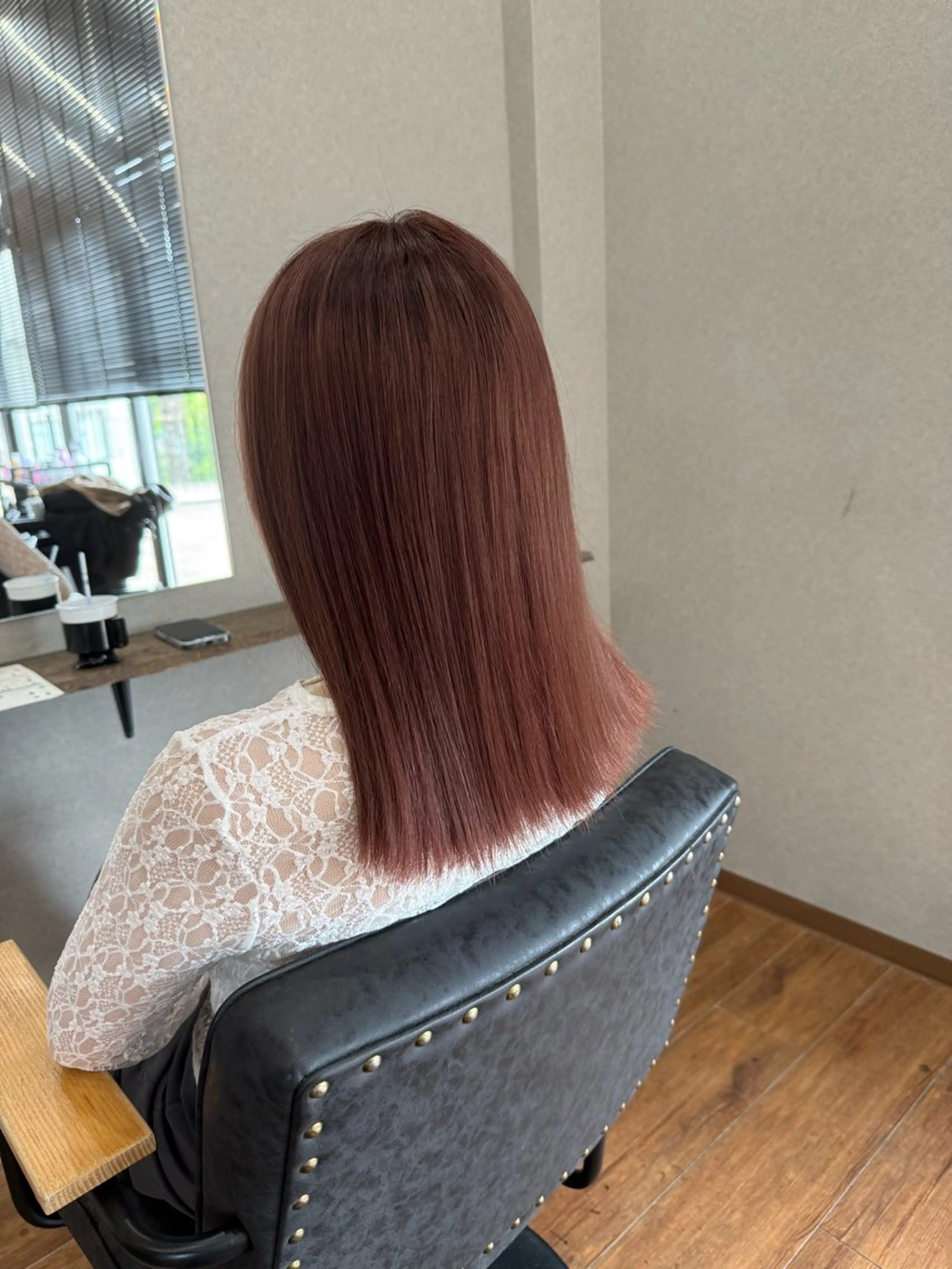 ロング カラー ブラウンカラー ピンクカラー ピンクブラウン カット ヘアカラー トリートメント 鵜飼 真伍のヘアスタイル