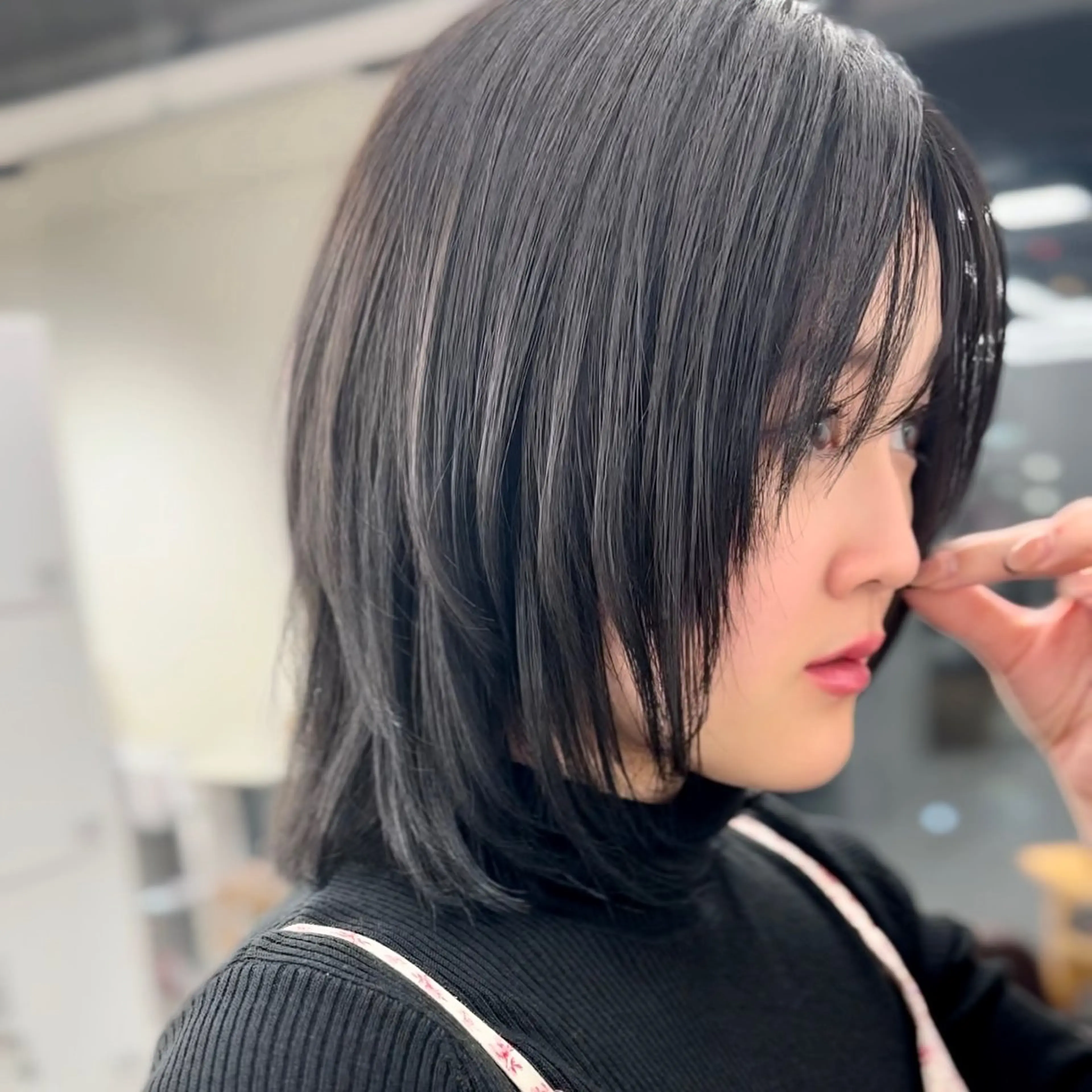 ミディアム カラー カット ヘアカラー トリートメント ブリーチなし/レイヤ ー特化🌈Tommyのヘアスタイル