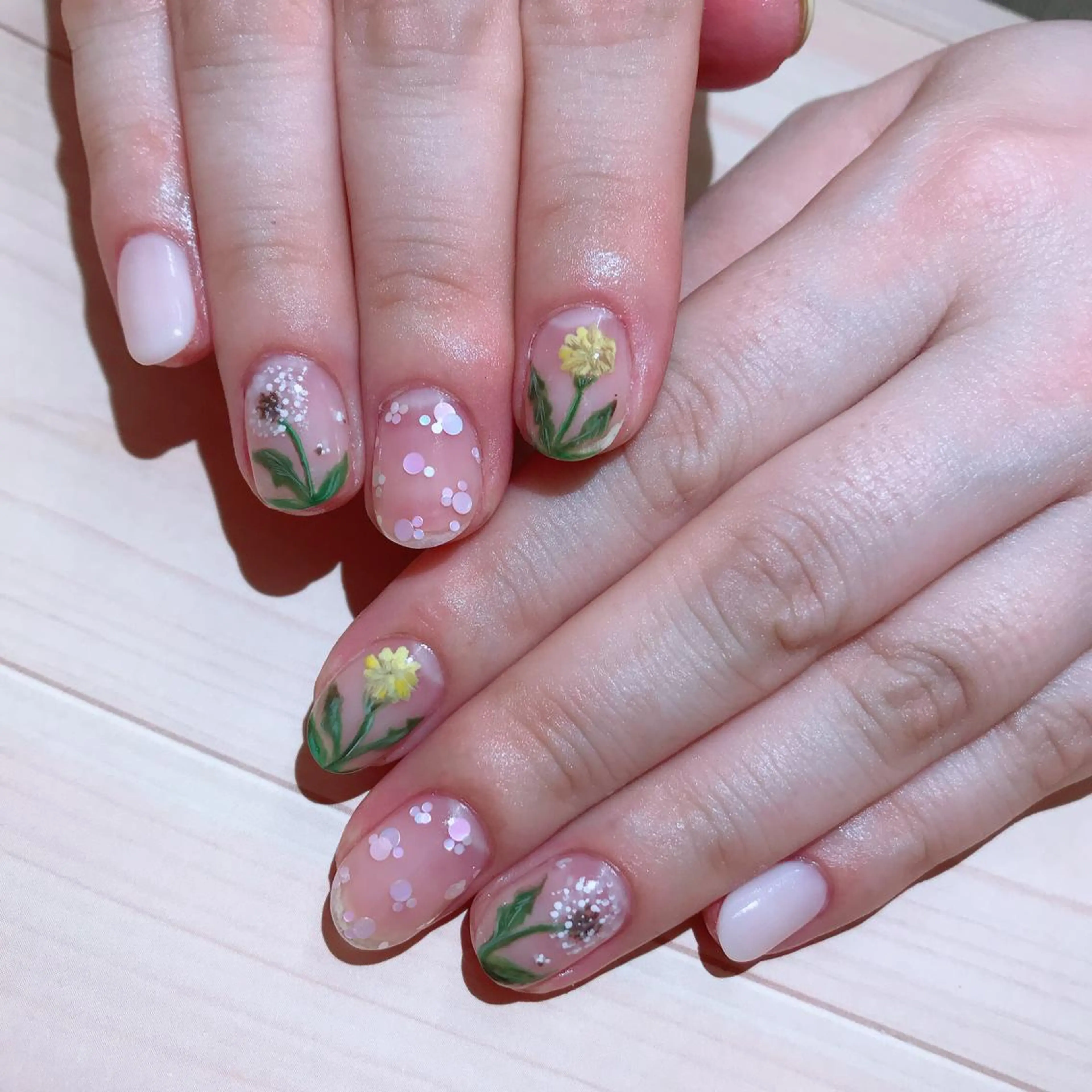 ネイル 深爪を断らない スカルプ高評価店のネイルデザイン