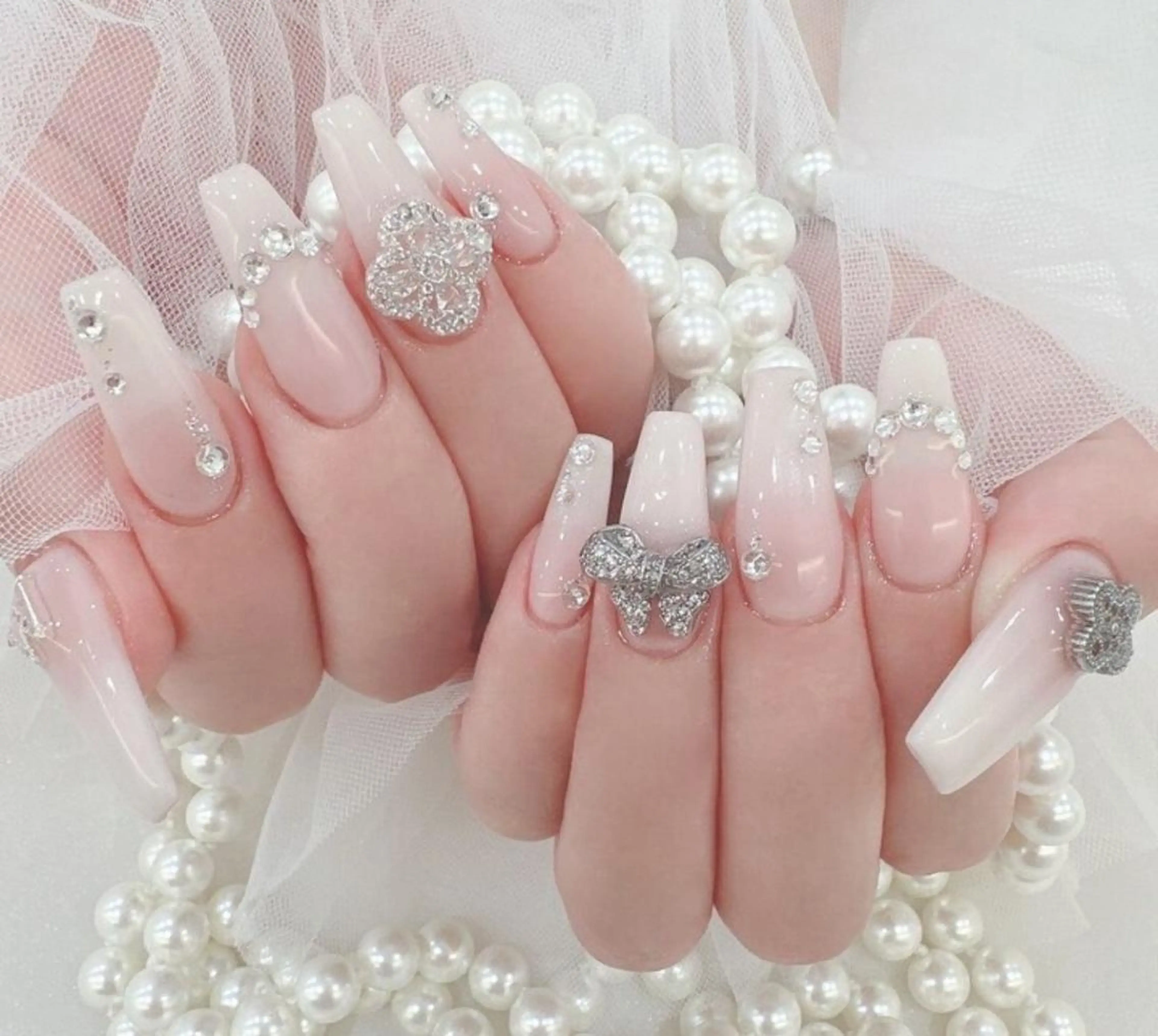 ネイル 高田馬場 minikikiのネイルデザイン