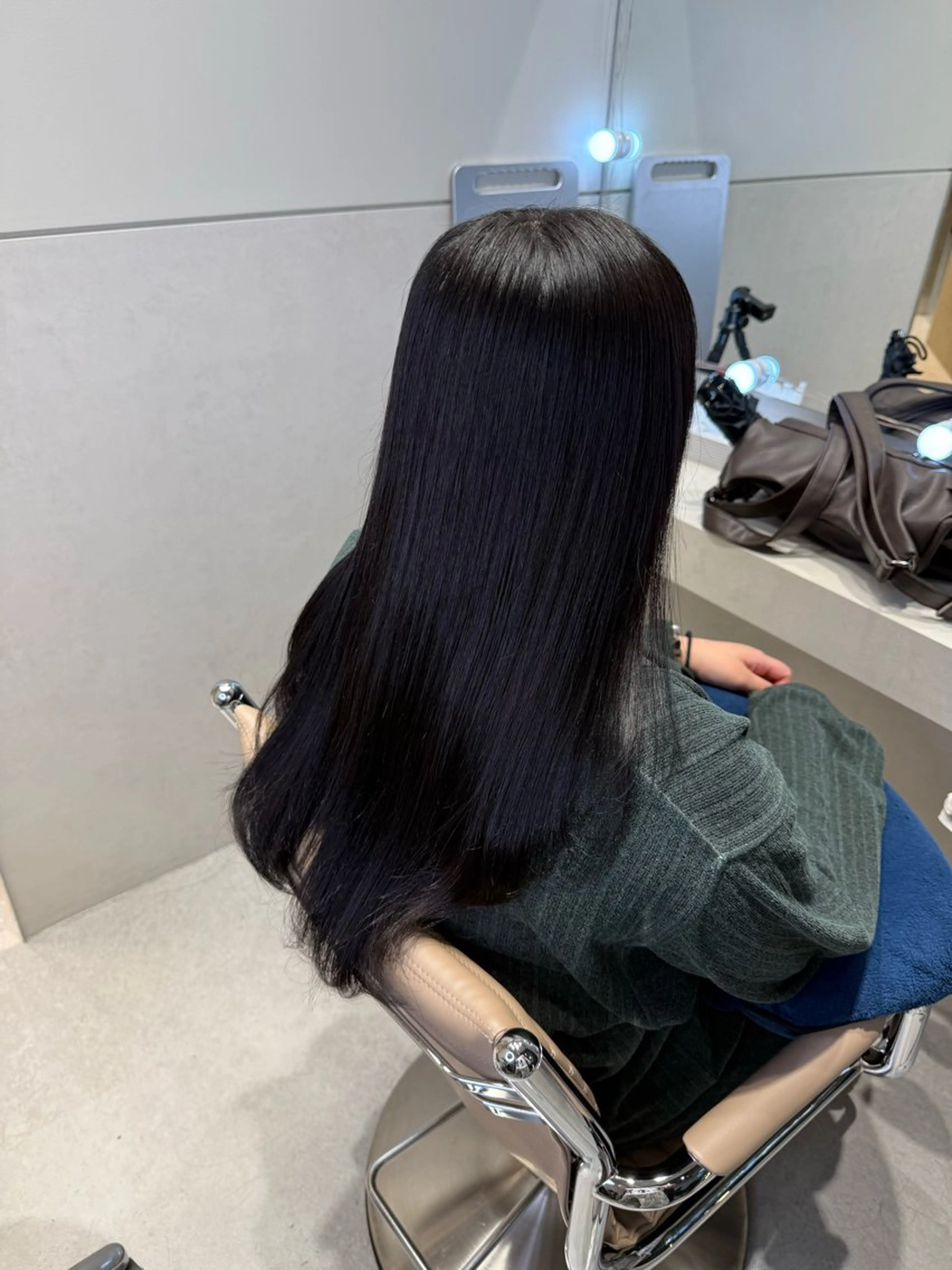 セミロング 森本 シェビーのヘアスタイル