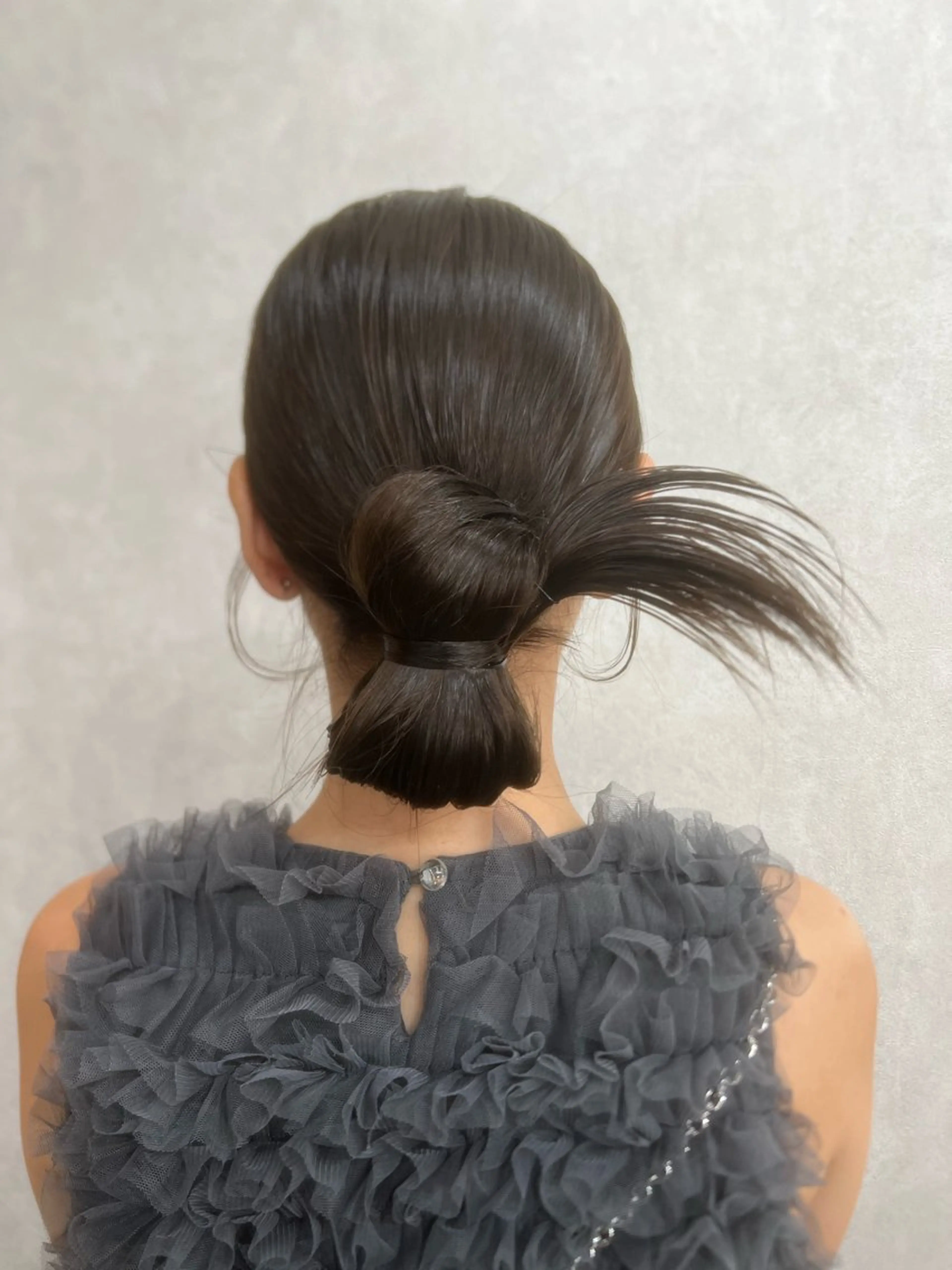 ロング ヘアセット maya レイヤーカットのヘアスタイル