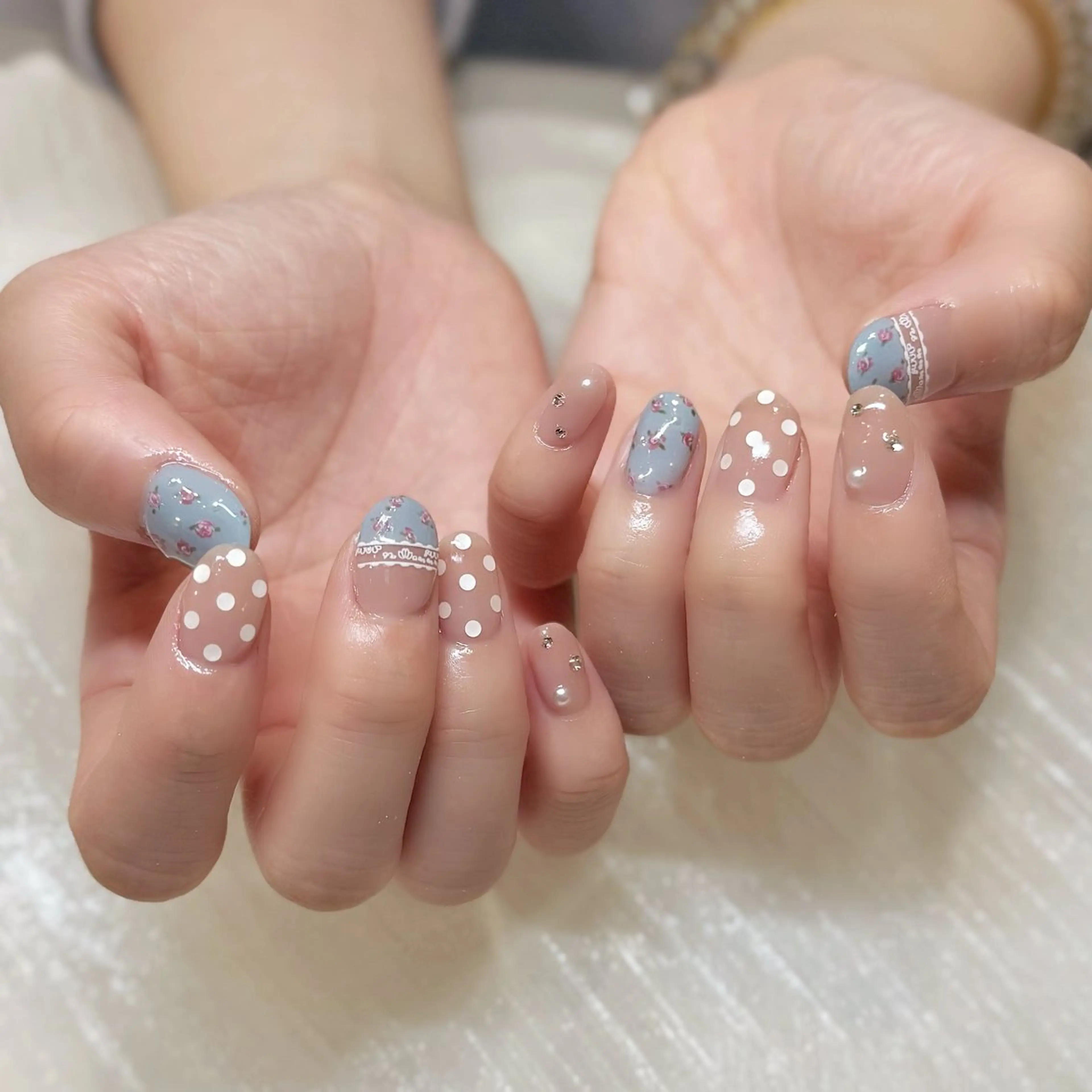 ネイル ハンドネイル 新井 ひなののネイルデザイン