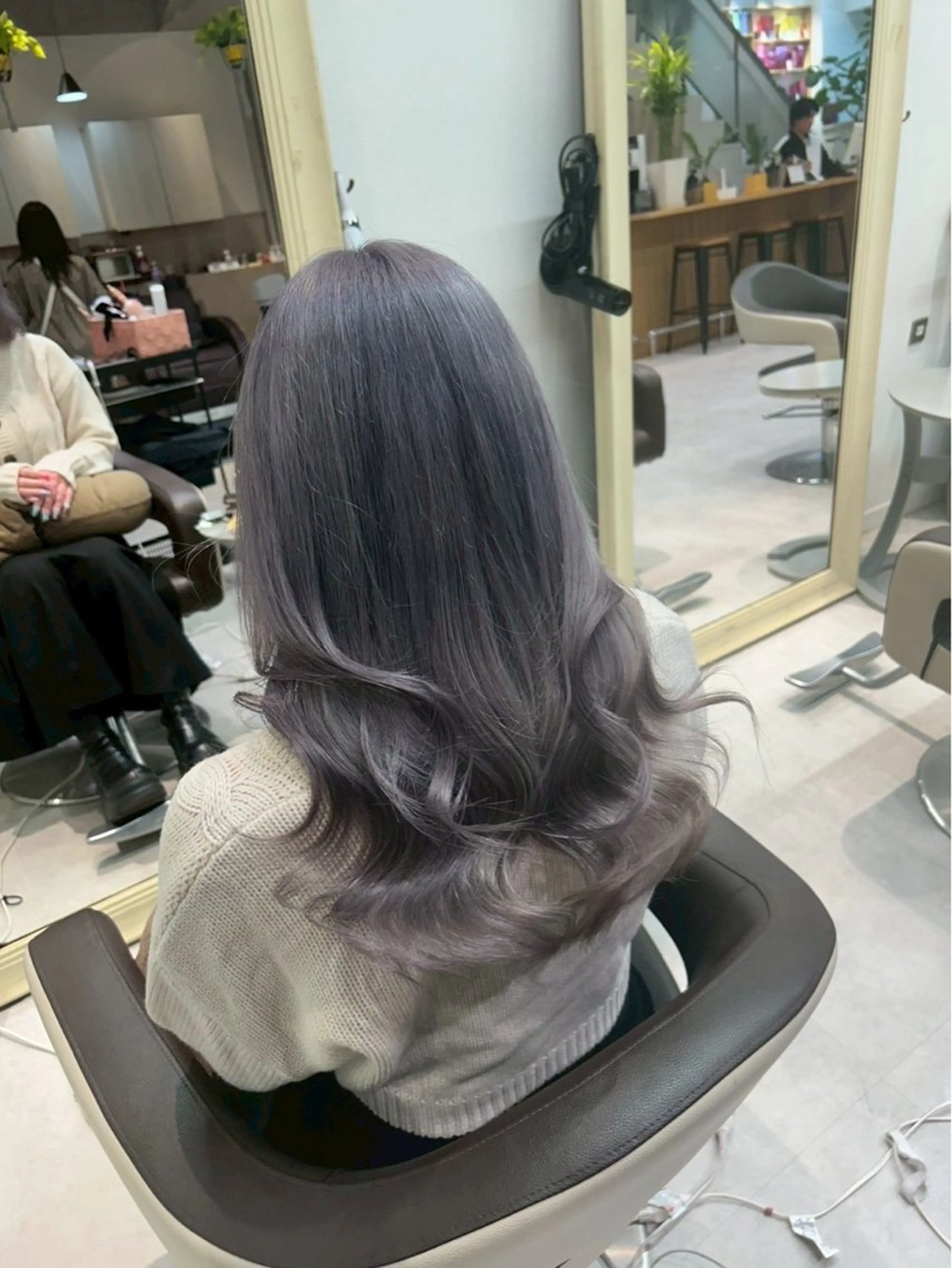 カラー 艶カラー/アレンジ/ ハイトーン/あみのヘアスタイル