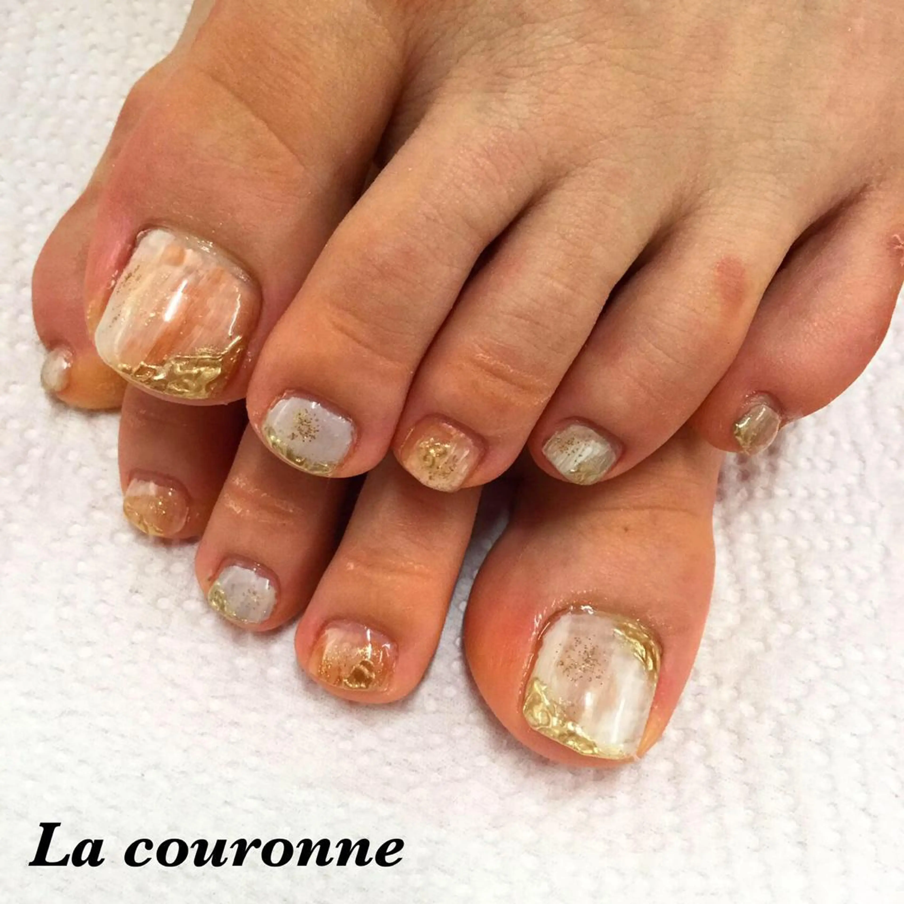 ネイル フットネイル Lacouronne NATSUMIのネイルデザイン