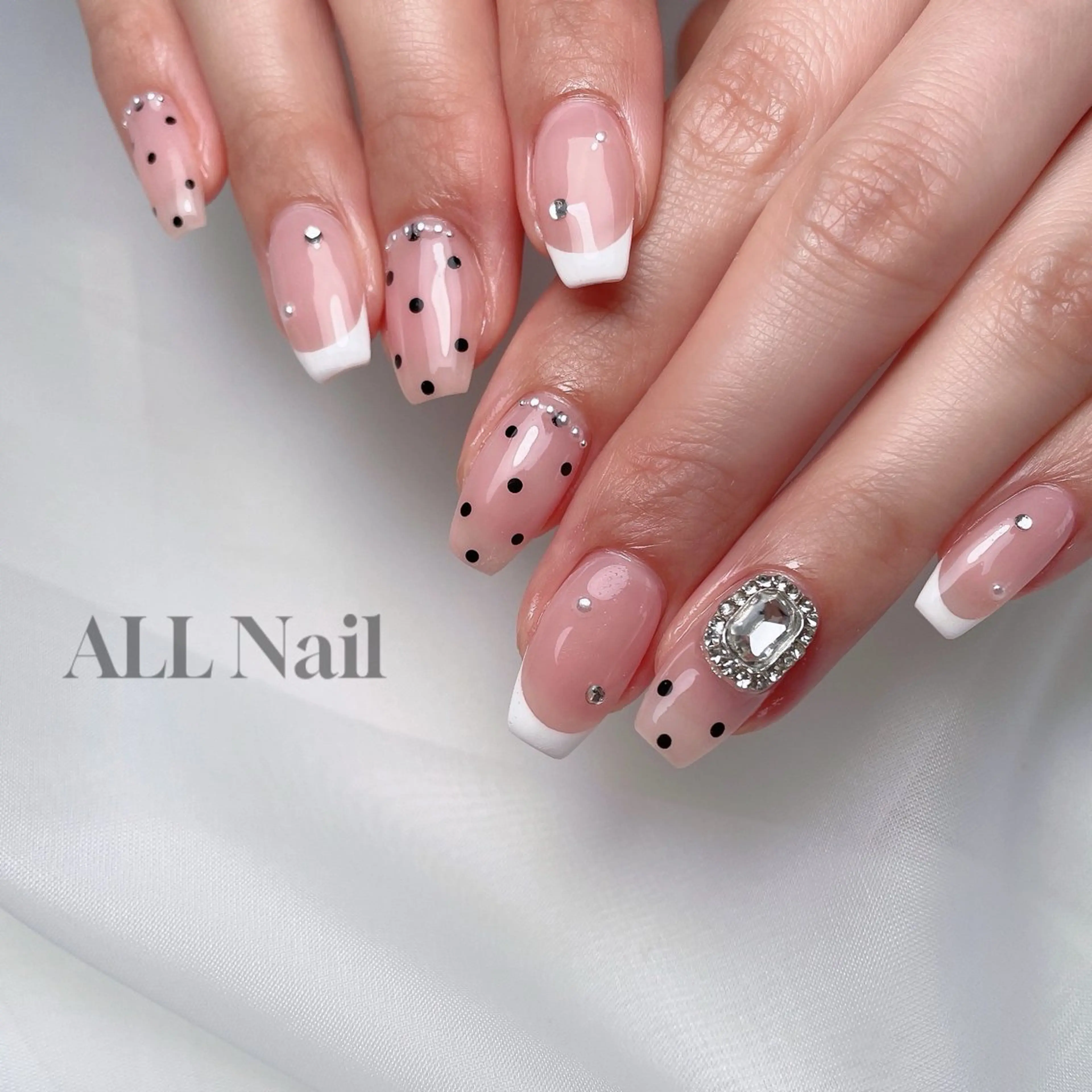 ネイル ドット フレンチネイル ALL Nail &whiteningのその他イメージ