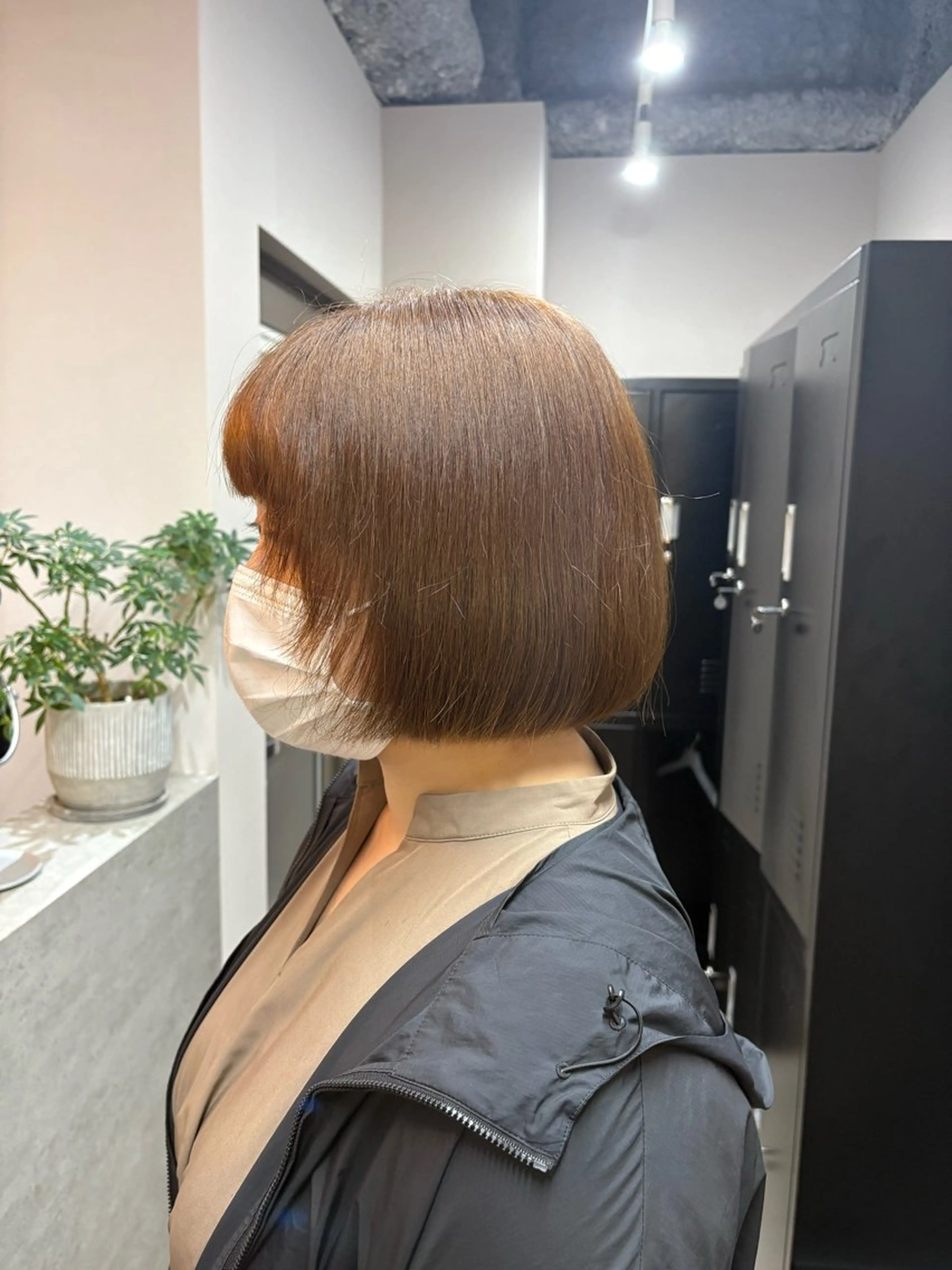 ミディアム カラー しゅり Flag hairのヘアスタイル