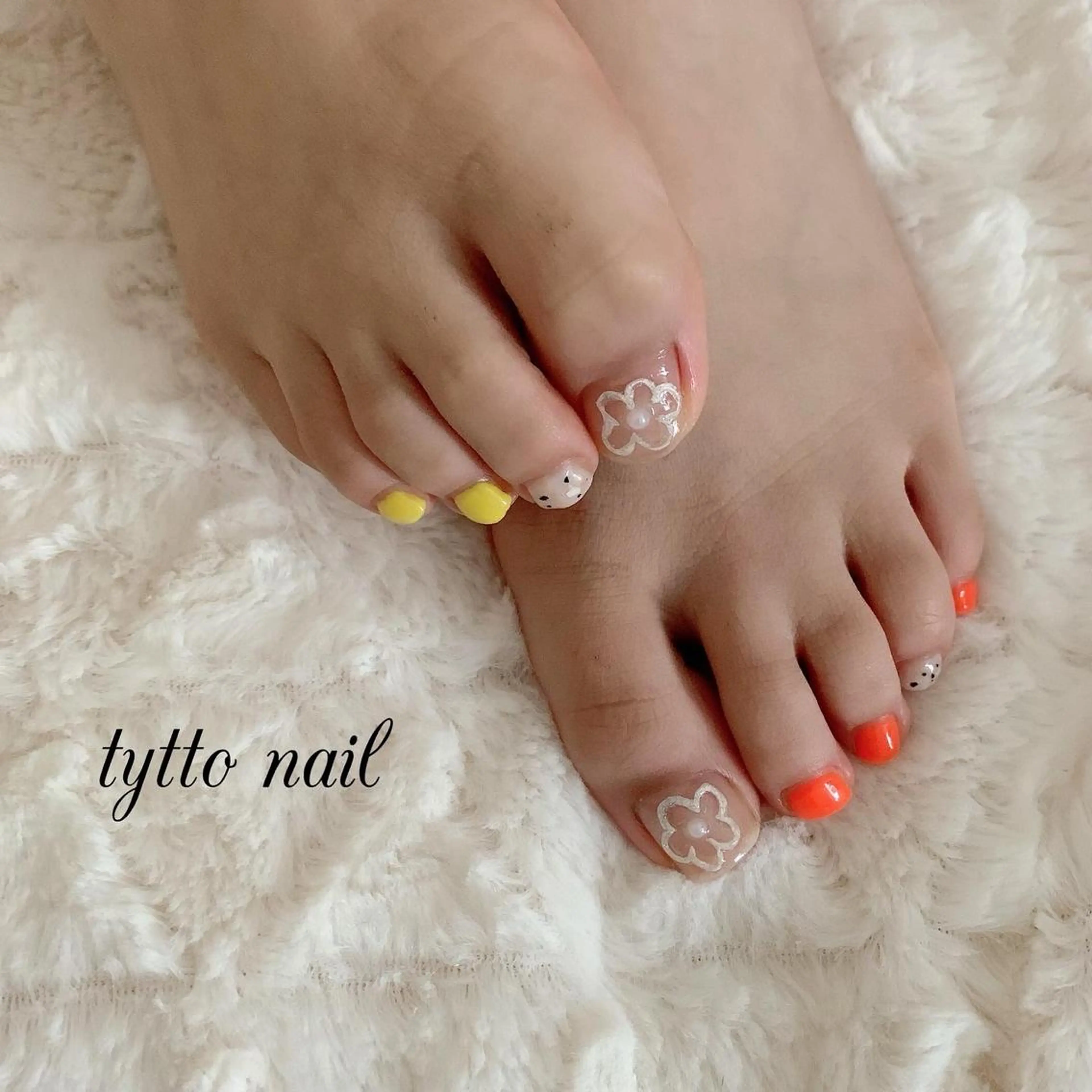 ネイル フットネイル 韓国ネイル ラメ(グリッター) オレンジ 夏ネイル フットネイル tytto nail ❤︎‪‪eri‪‪のネイルデザイン
