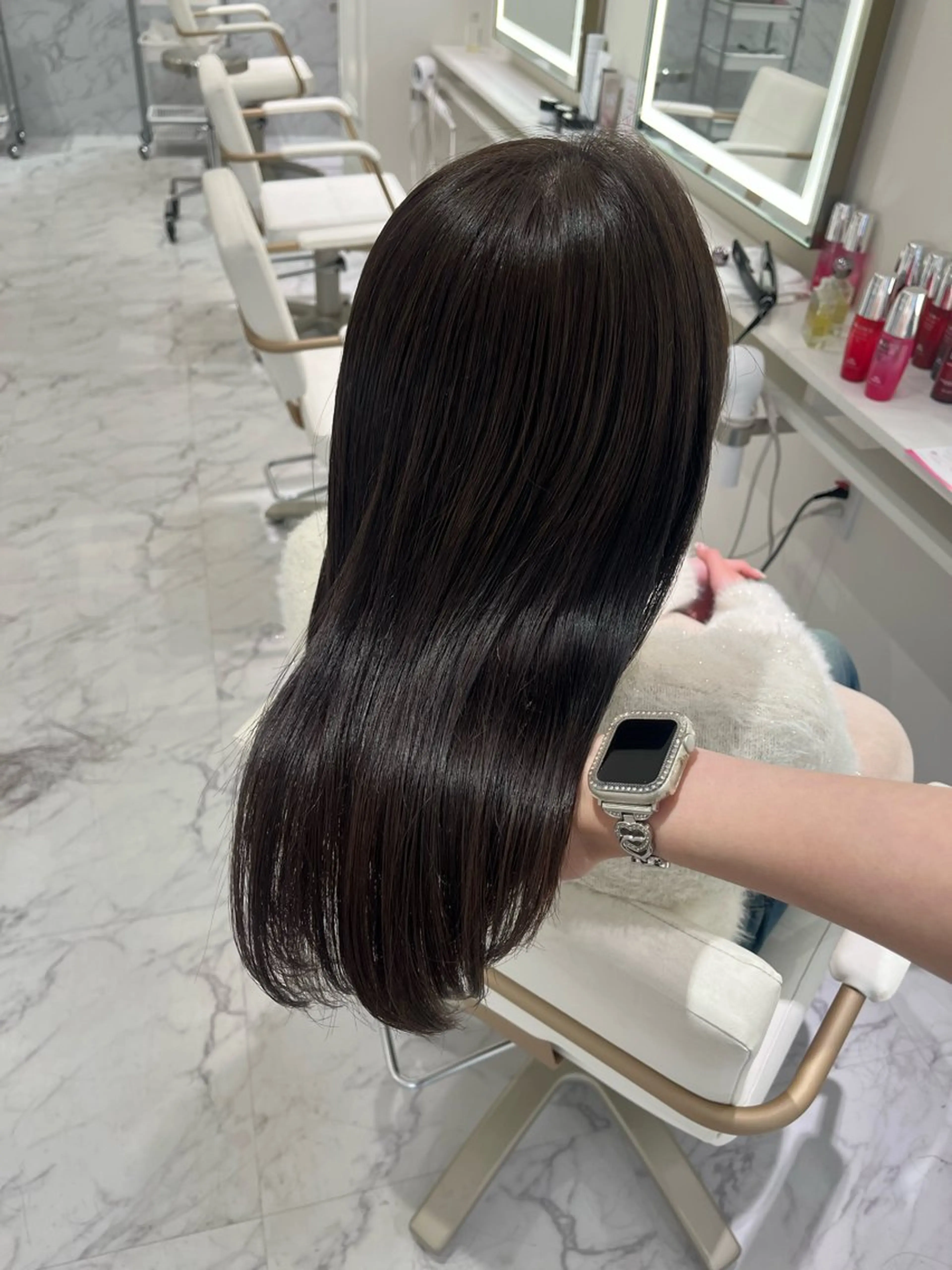 セミロング ヘアカラー ParveMix /石田 佳澄🩶のヘアスタイル