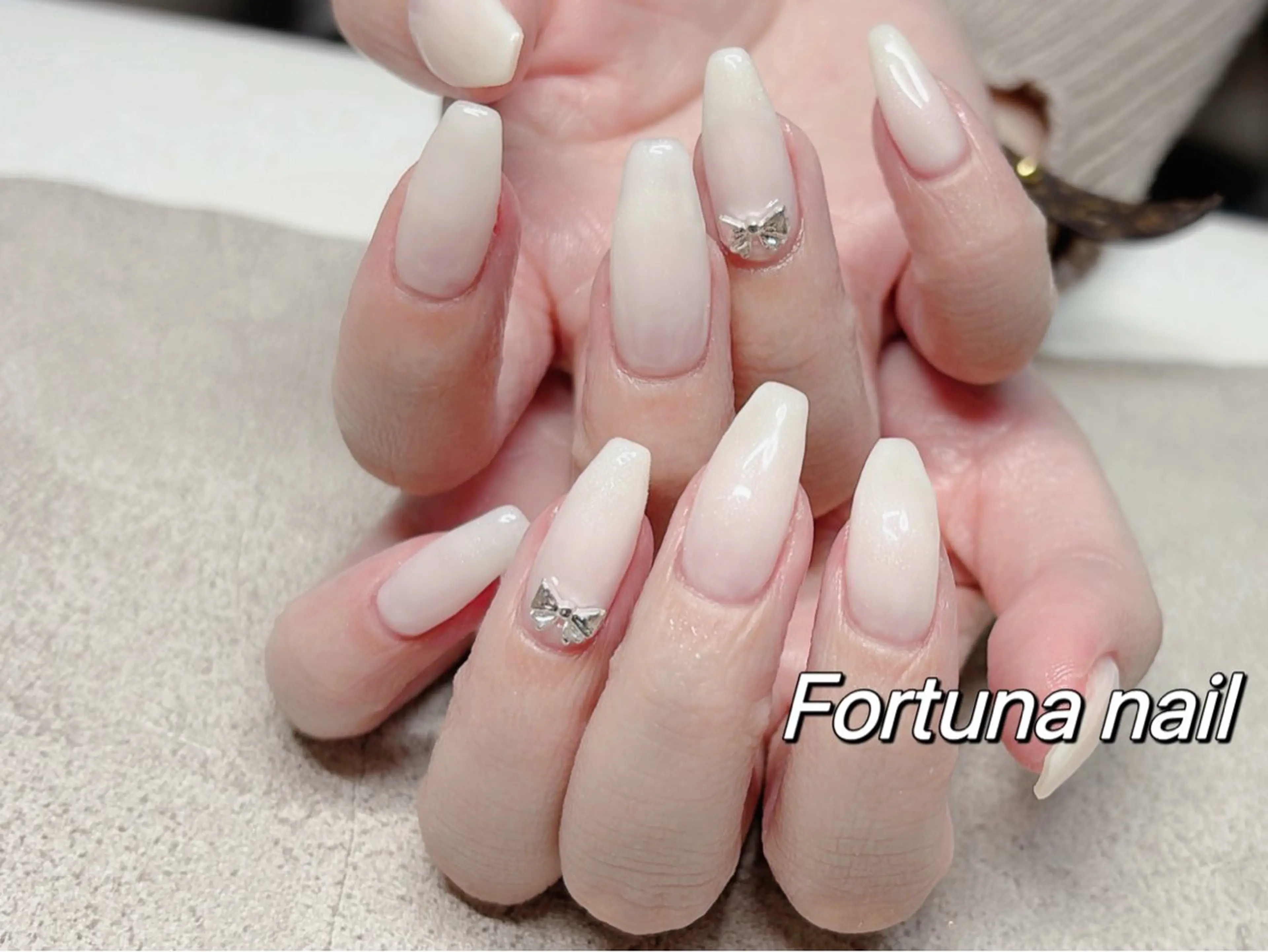 ネイル ハンドネイル Nail •Head スパFortunaのネイルデザイン