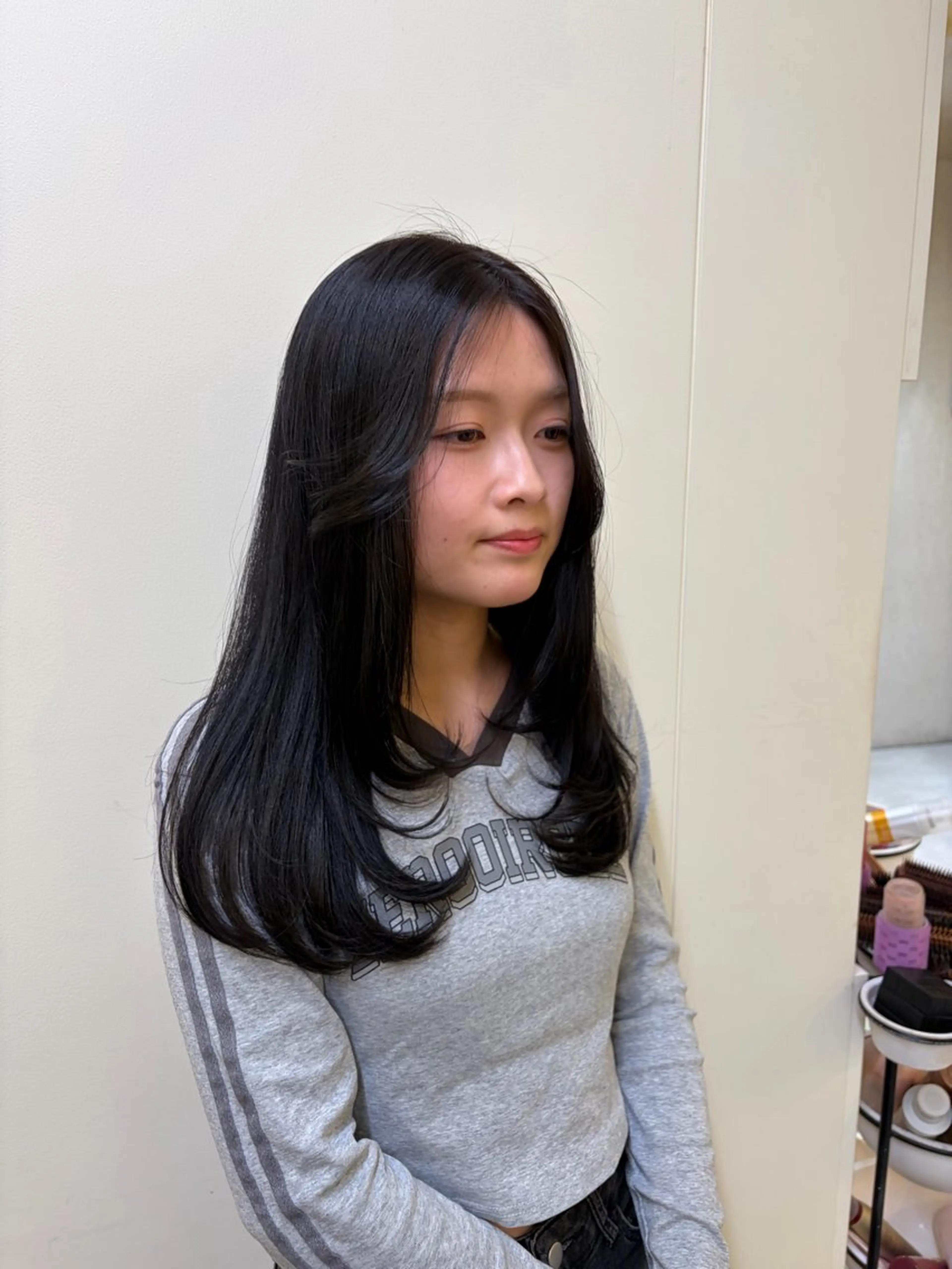 ロング 顔まわりレイヤー レイヤーカット 村上 一葉のヘアスタイル