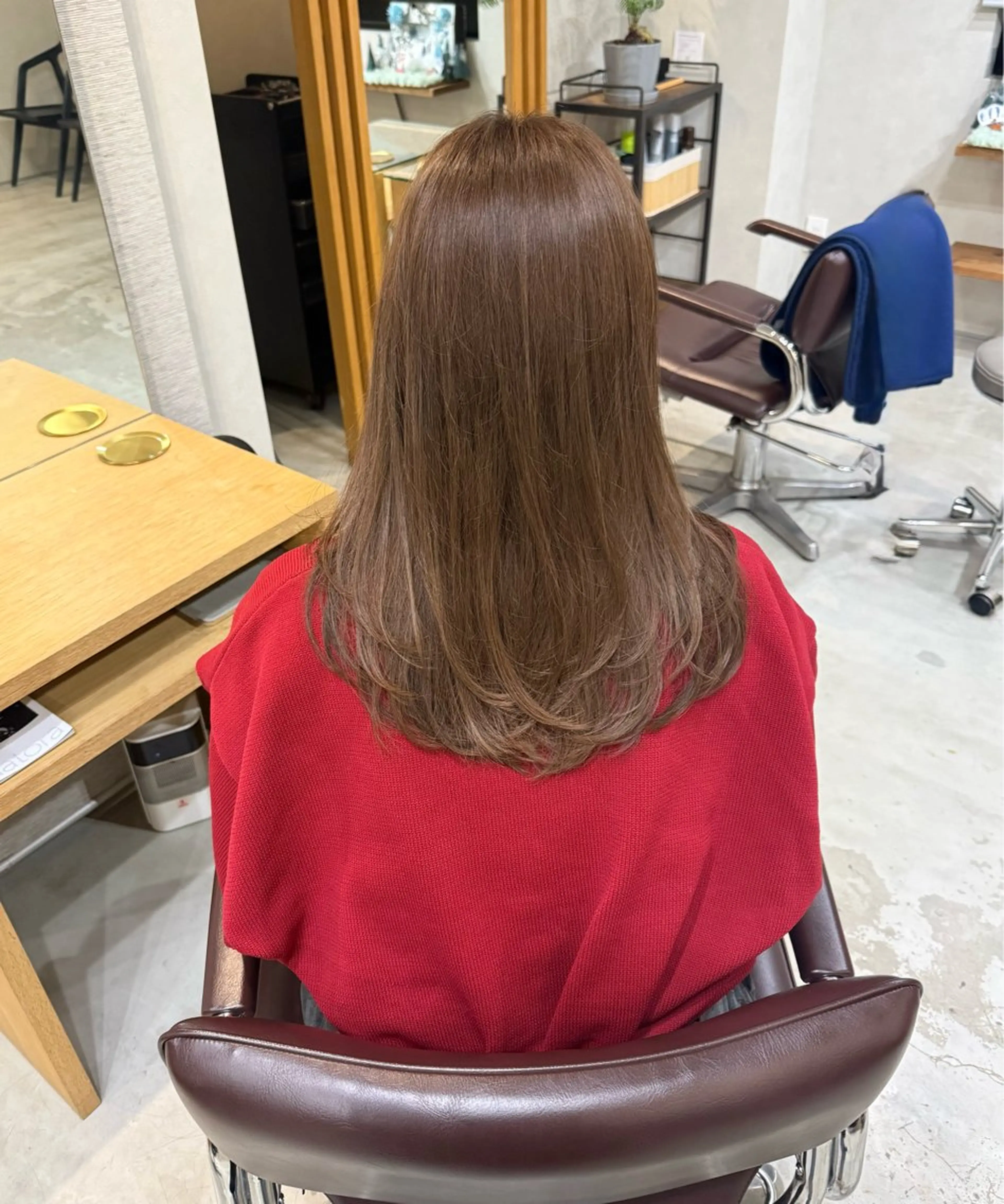 ミディアム アッシュ アッシュブラウン ヘアカラー AMATORA SPA/福井美悠のヘアスタイル