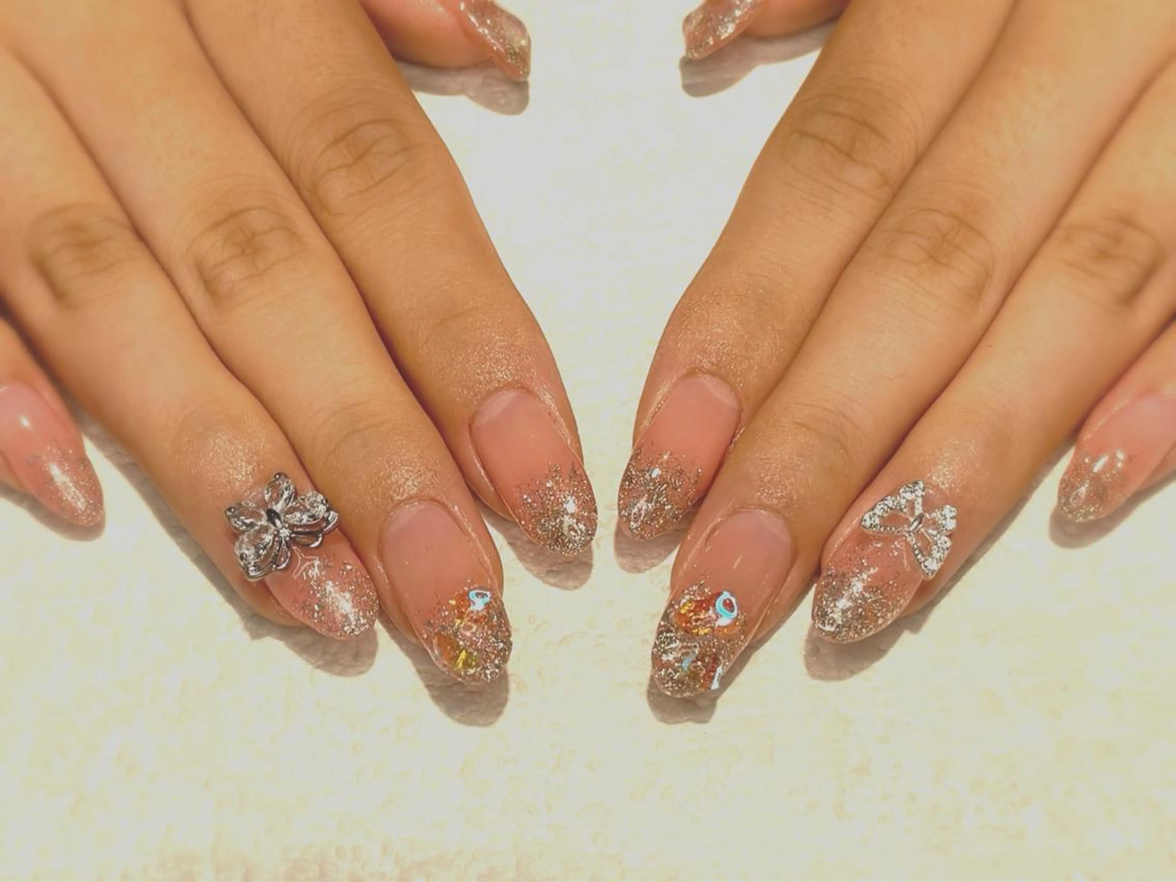 ネイル ワンホンネイル ハンドネイル Aila.nail _F_AYUMIのネイルデザイン