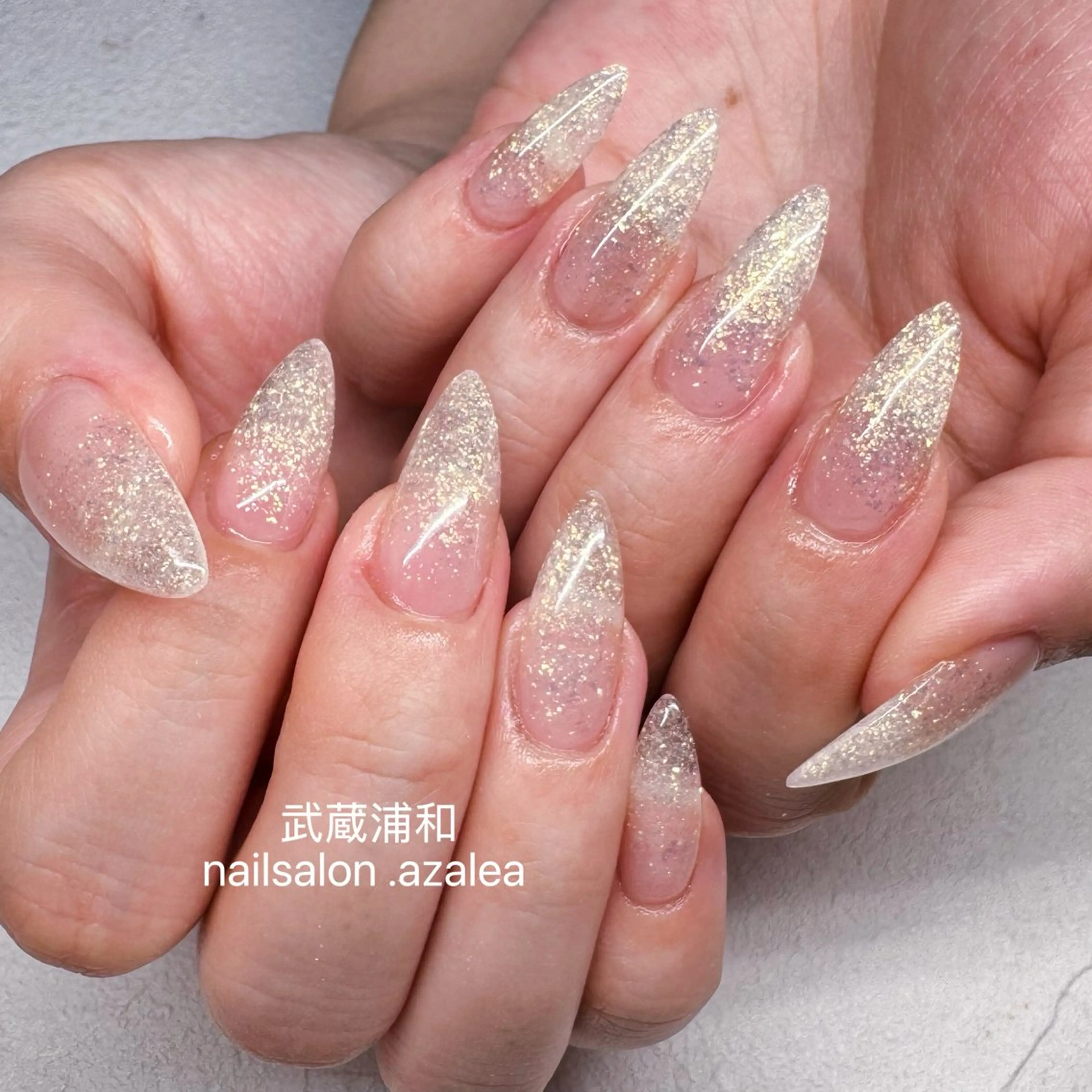 ネイル ハンドネイル R inのネイルデザイン