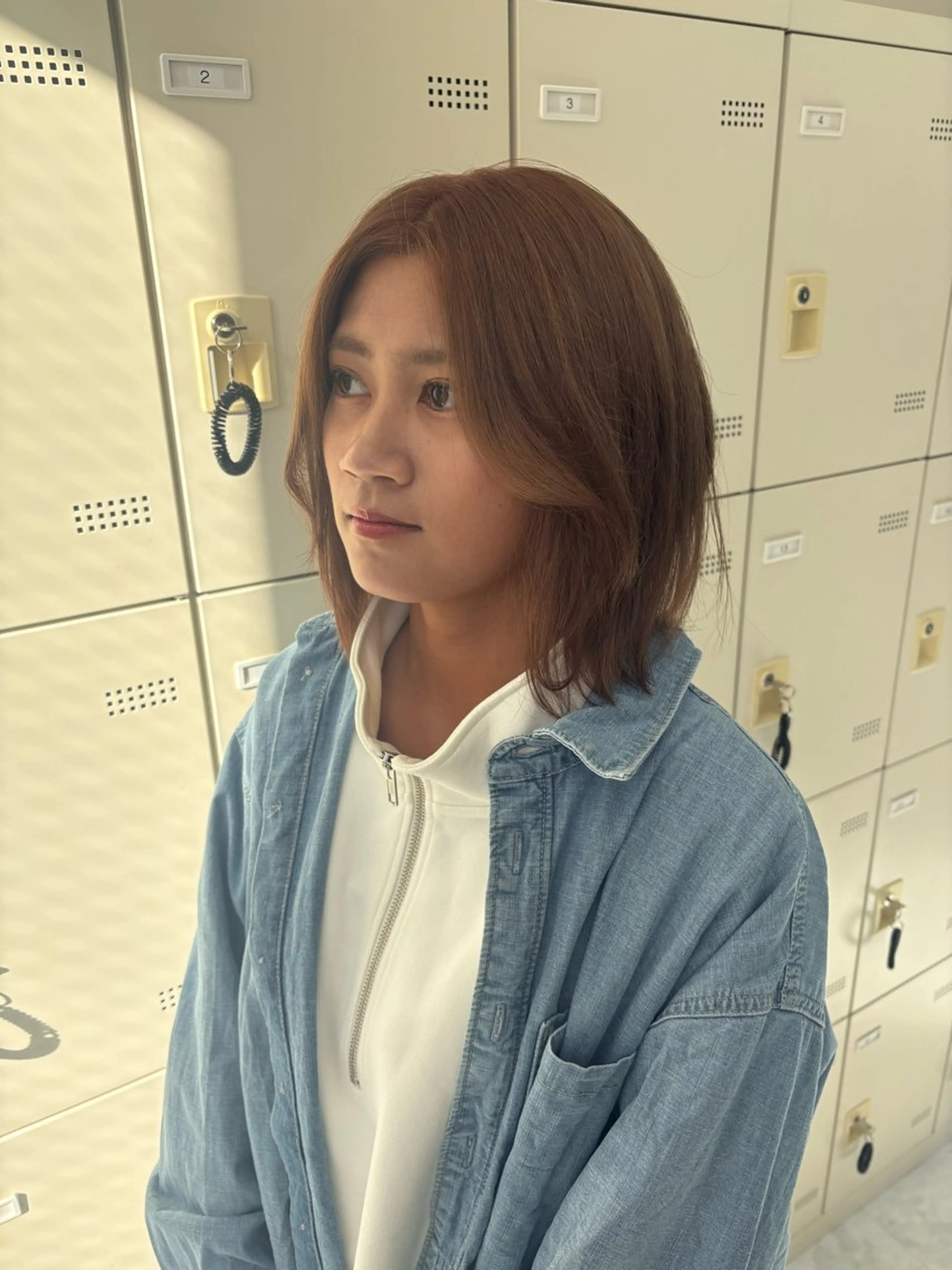 カラー ハイトーン/透明感 艶カラー/SAKI‎のヘアスタイル