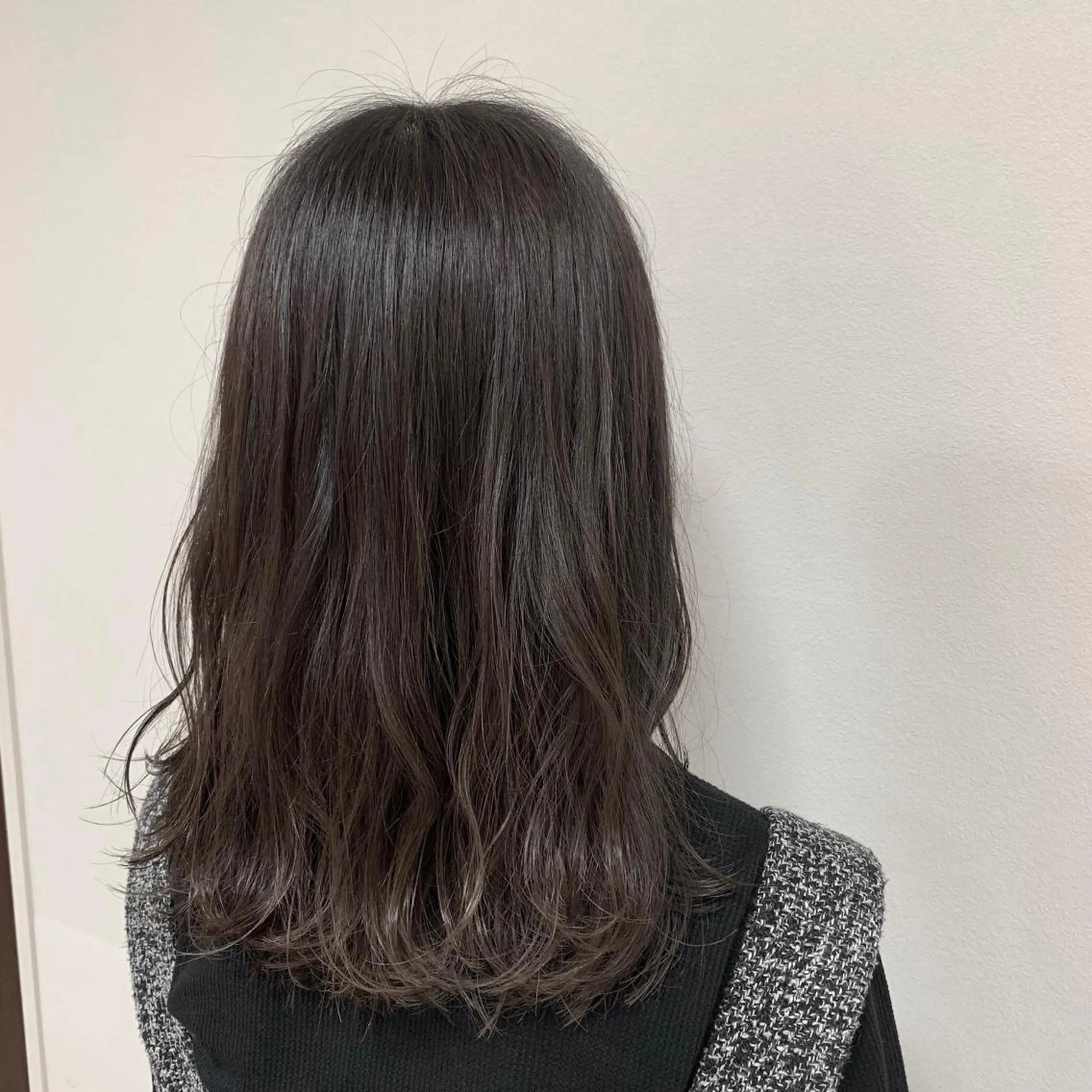 セミロング カラー ヘアアレンジ カット ヘアカラー トリートメント 【Sweep】おじま のぞみのヘアスタイル