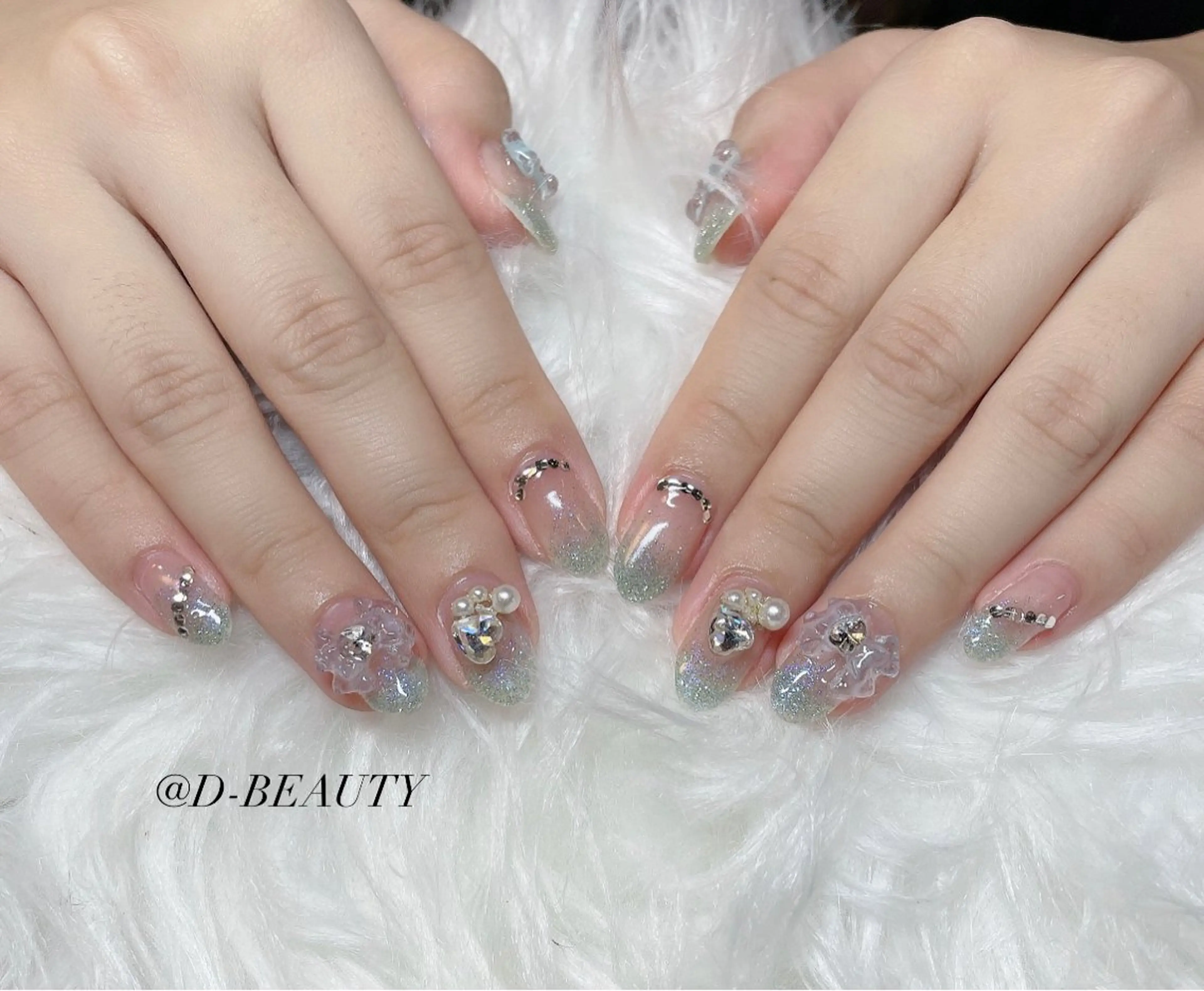 ネイル D-BEAUTY Nailsalonのネイルデザイン
