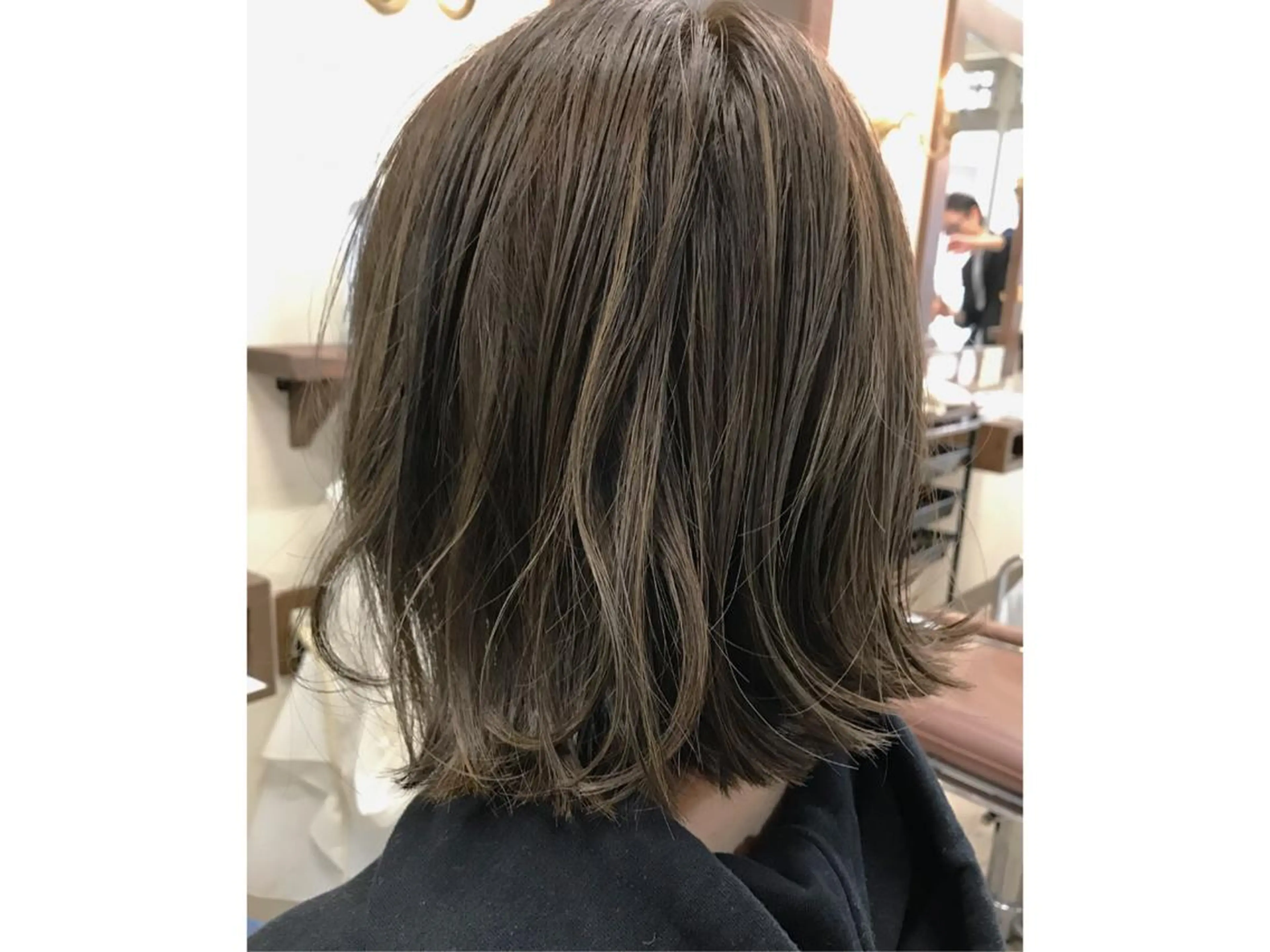 ミディアム カラー 切りっぱなしボブ ハイライトカラー ボブ ハイライト 日比 貴大/ minim hairのヘアスタイル