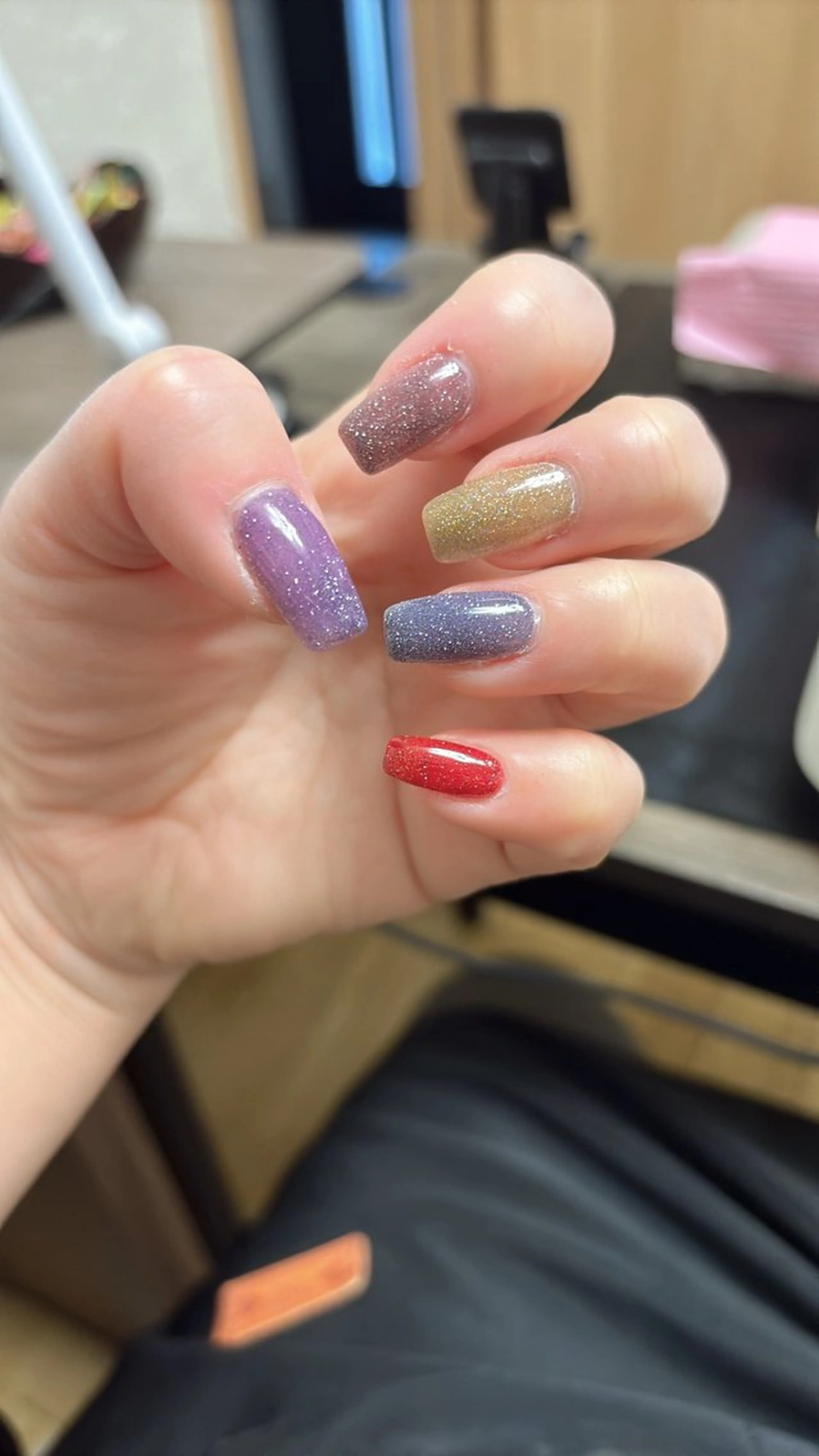 ネイル B.rose ビビのネイルデザイン