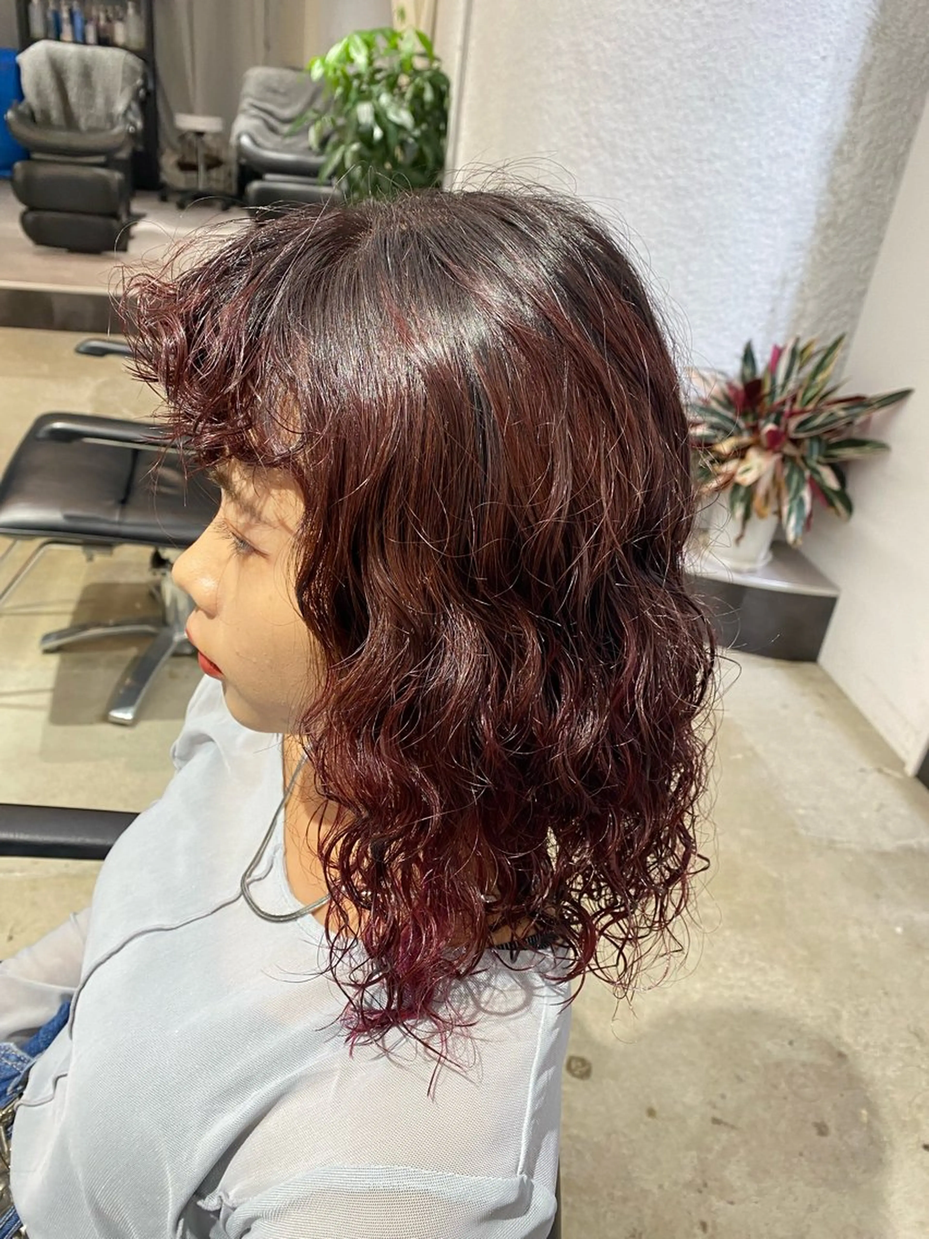 ミディアム 野原 ひかるのヘアスタイル