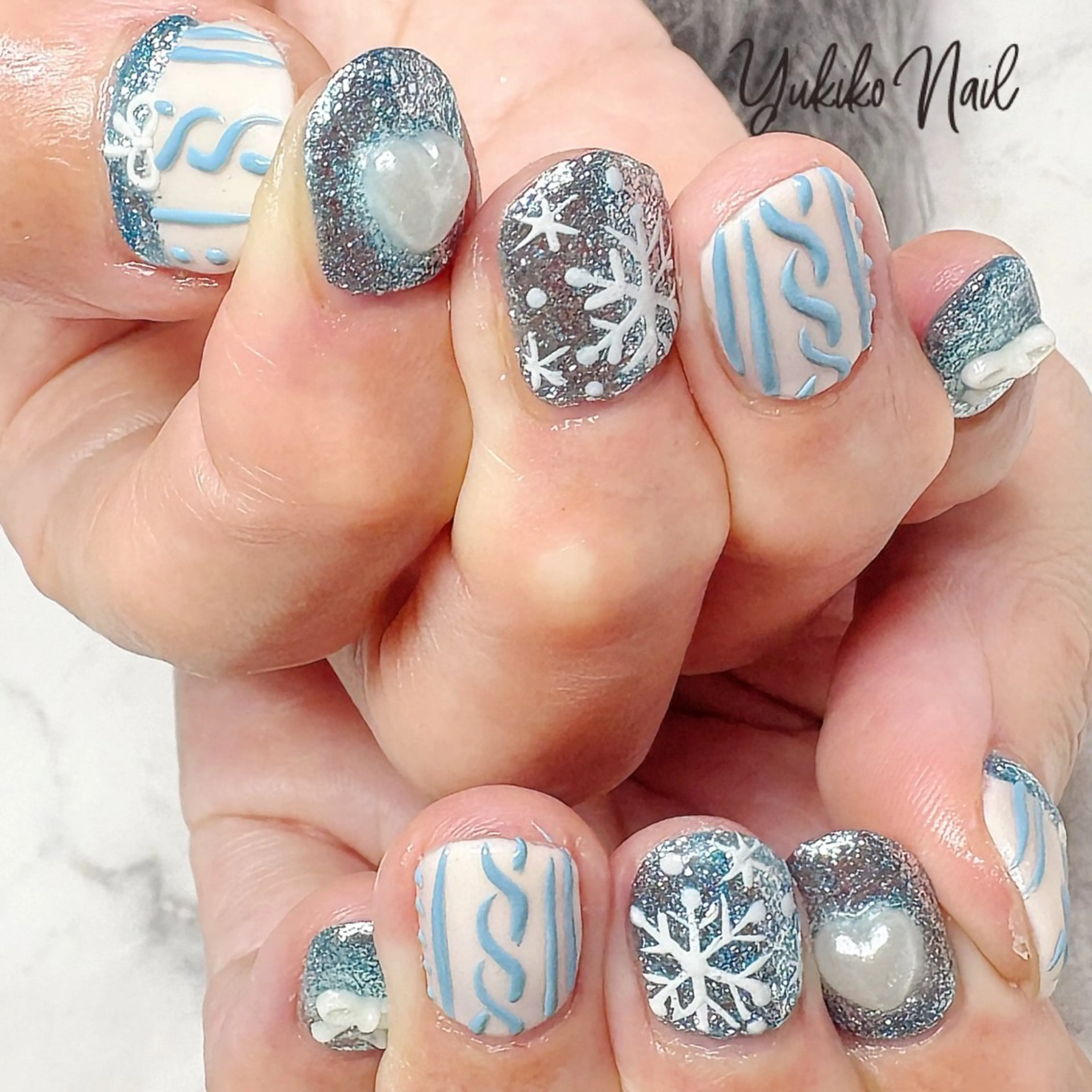 ネイル 水色 ハンドネイル ユキコ ネイルのネイルデザイン