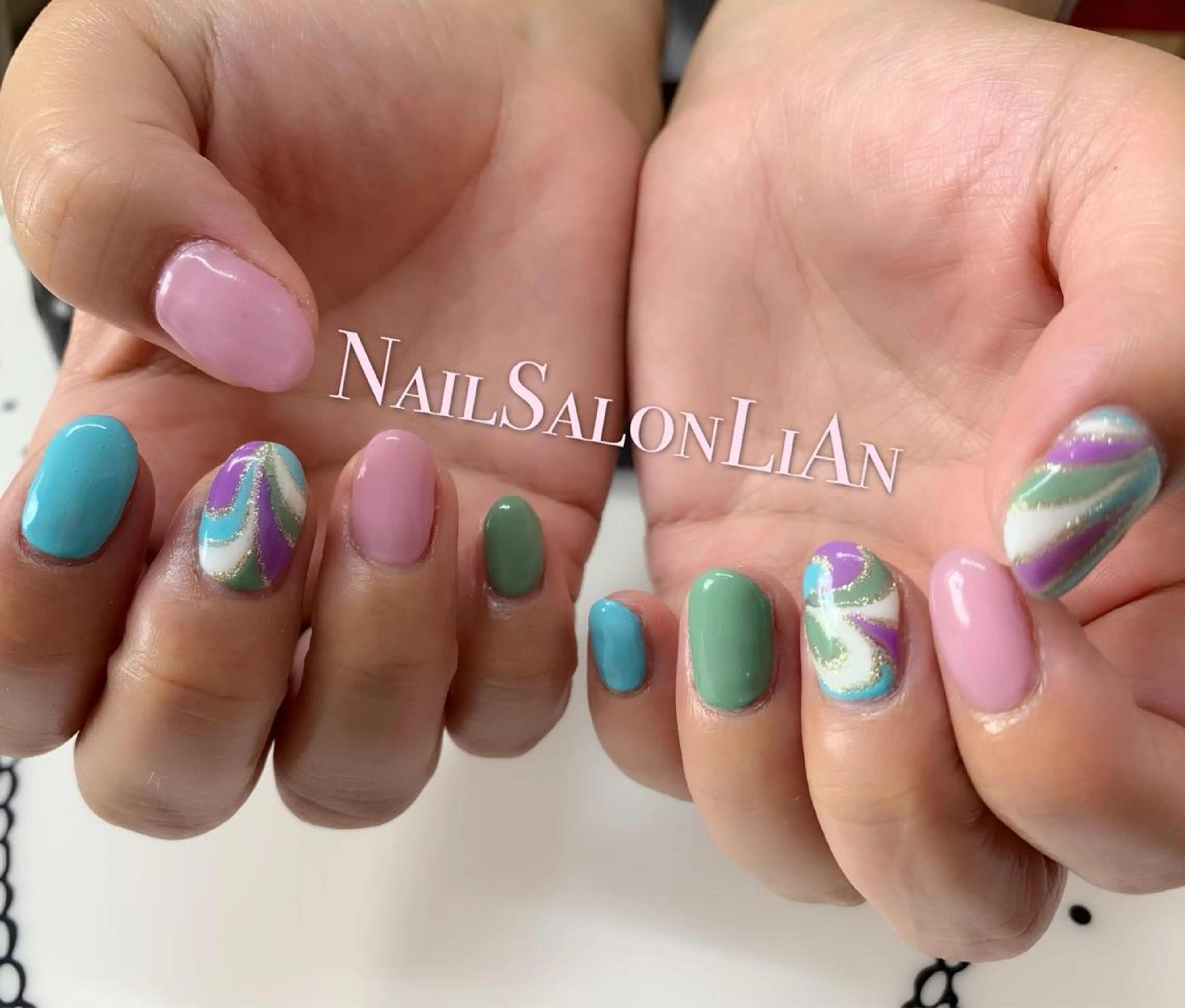 ネイル アートネイル 持ち込み シンプルネイル ストーンネイル NailSalon LiAnのネイルデザイン