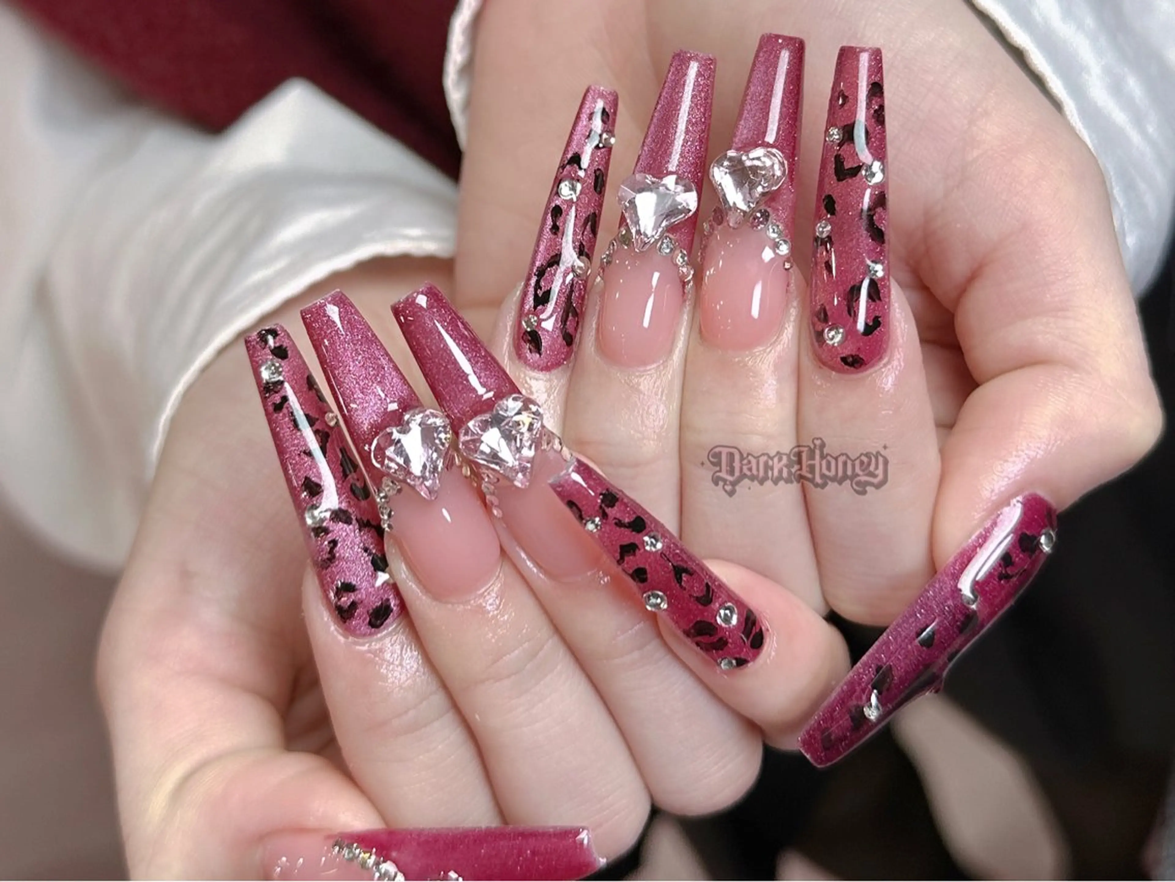 ネイル ロングネイル Dark honey スカルプ専門原宿店のネイルデザイン