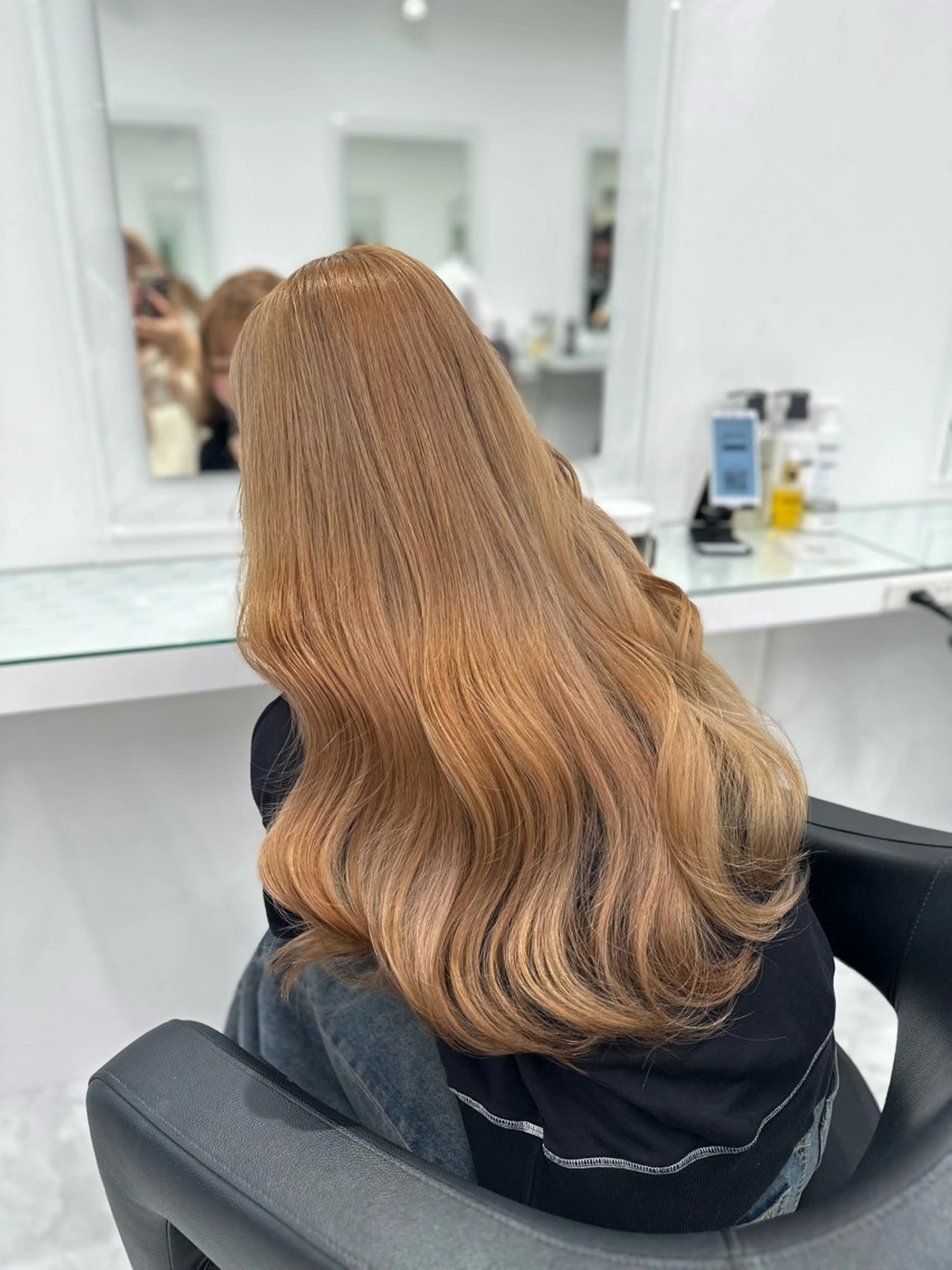 ロング カラー ヘアカラー トリートメント ヘッドスパ ヘアセット ❄最強かわいいカラー ❄️MINA❄️のヘアスタイル