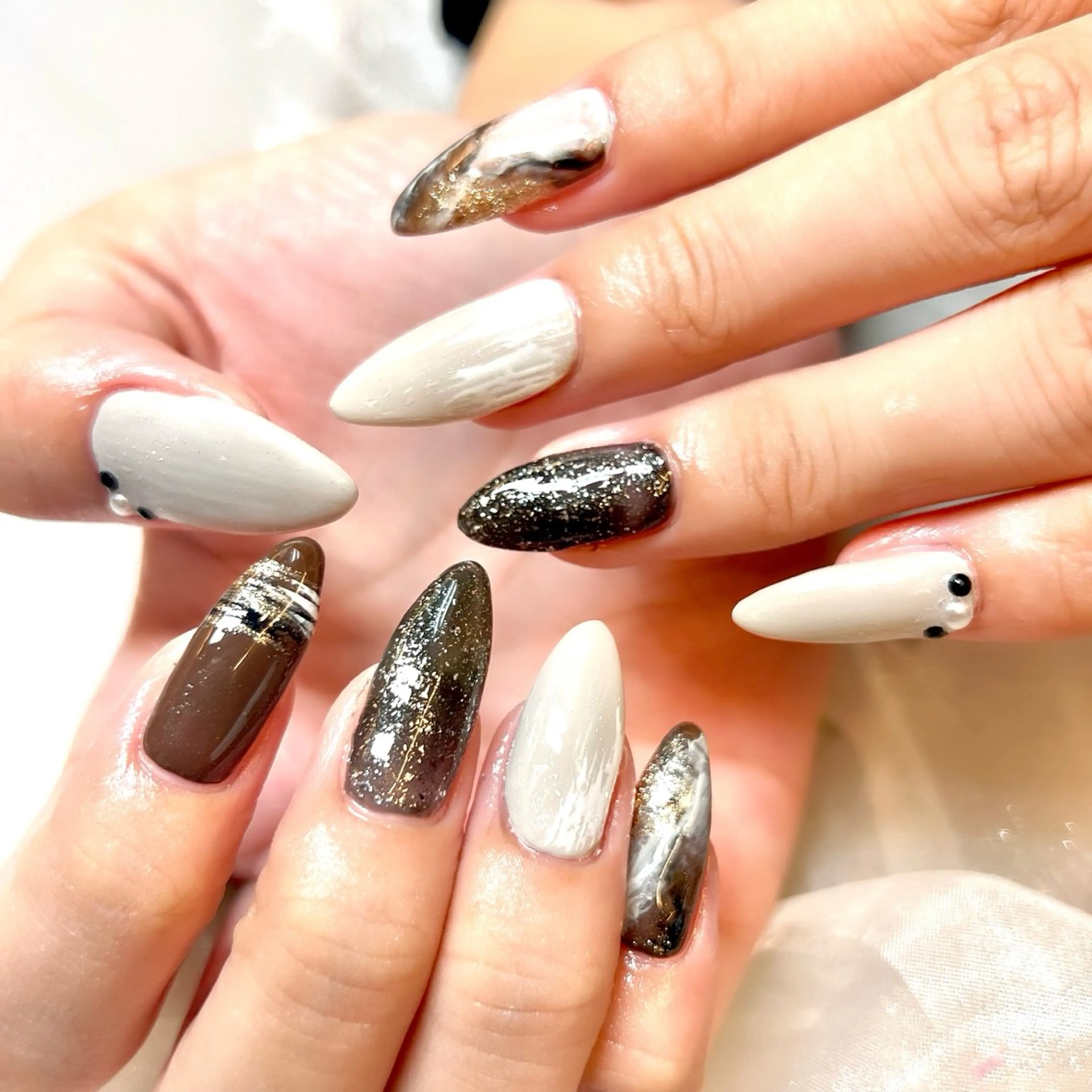 ネイル ハンドネイル clover nailのネイルデザイン