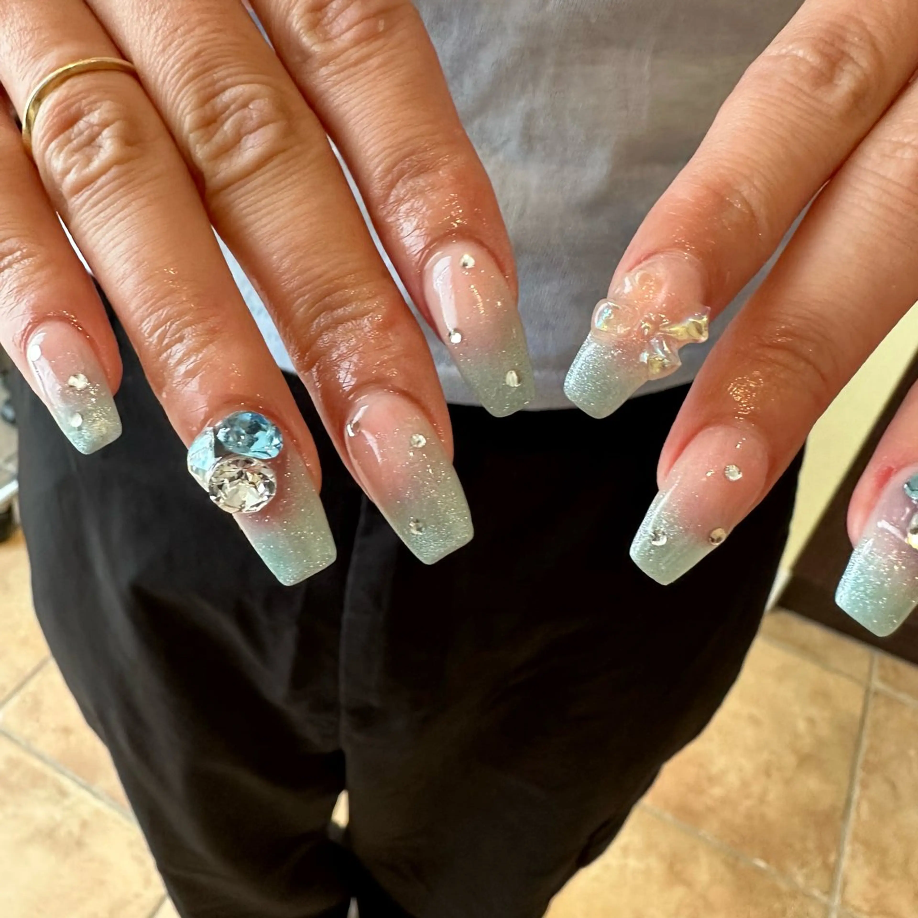 ネイル 佐藤 穂乃香のネイルデザイン