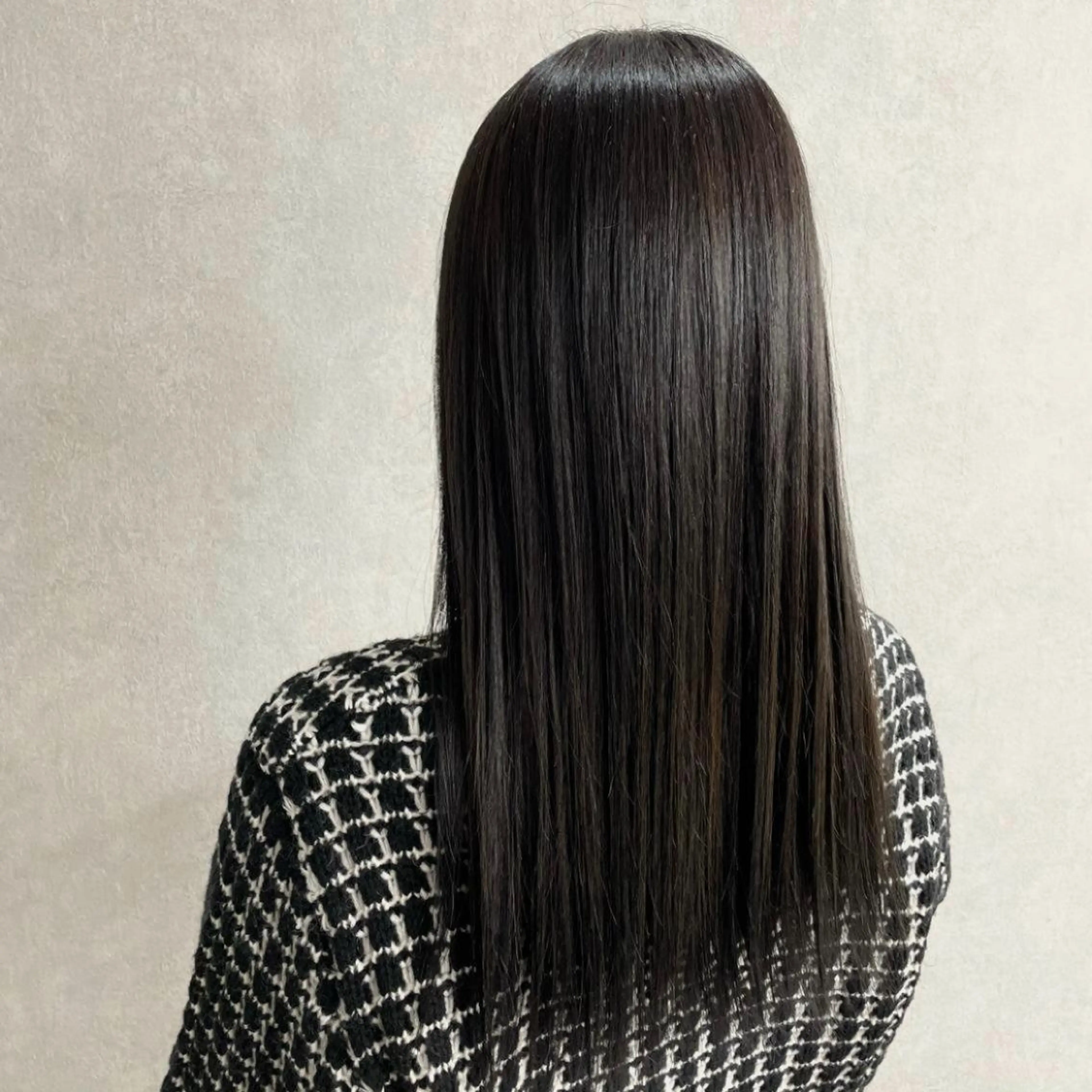 ミディアム カラー パーマ ヘアアレンジ メンズ キッズ ネイル マツエク・マツパ アイブロウ 髪質改善 トリートメント mona/ ストレートスタイル✨のヘアスタイル