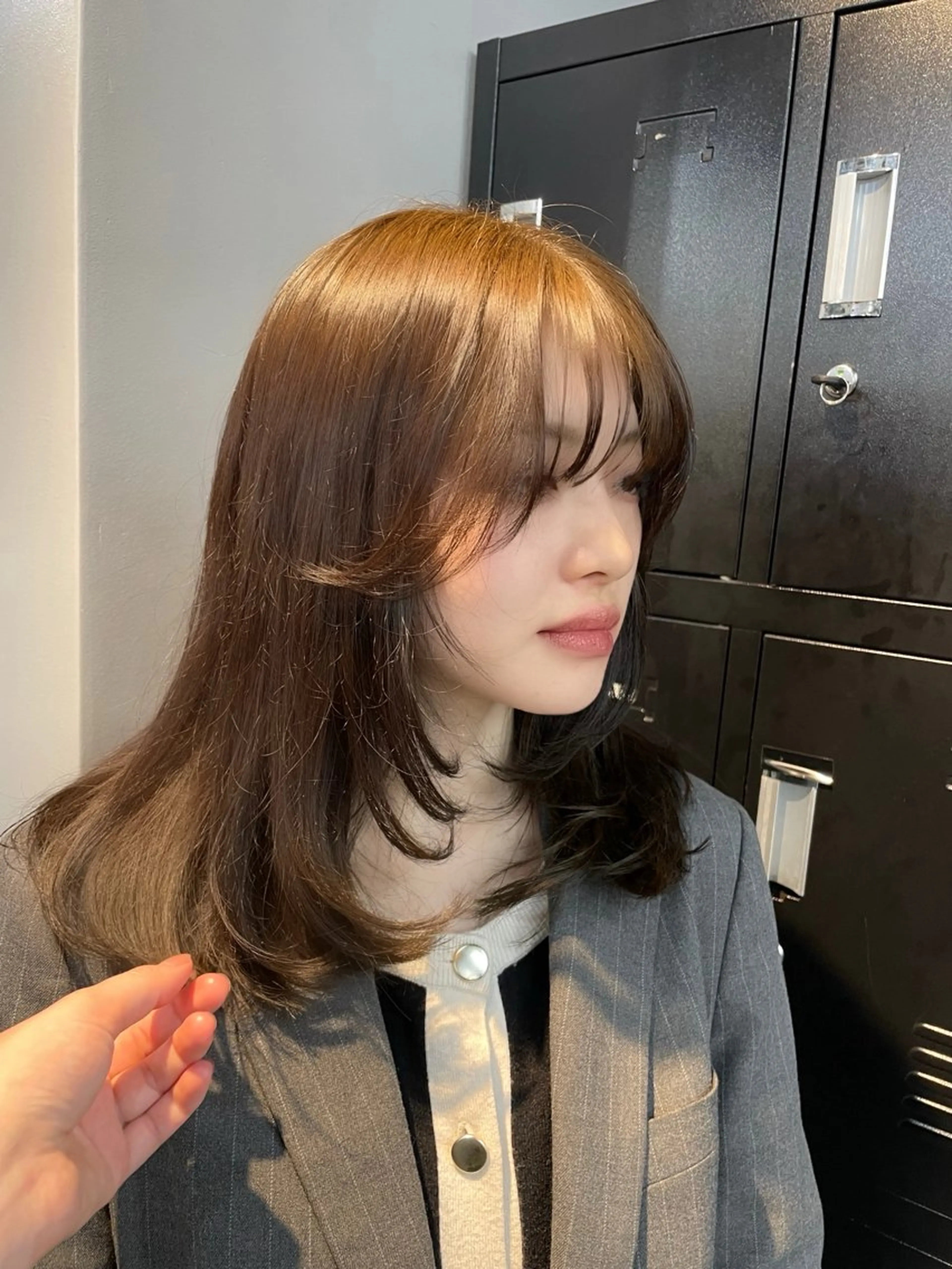 セミロング カラー カット ヘアカラー トリートメント 新宿/透明感カラー/ 髪質改善/桜良のヘアスタイル