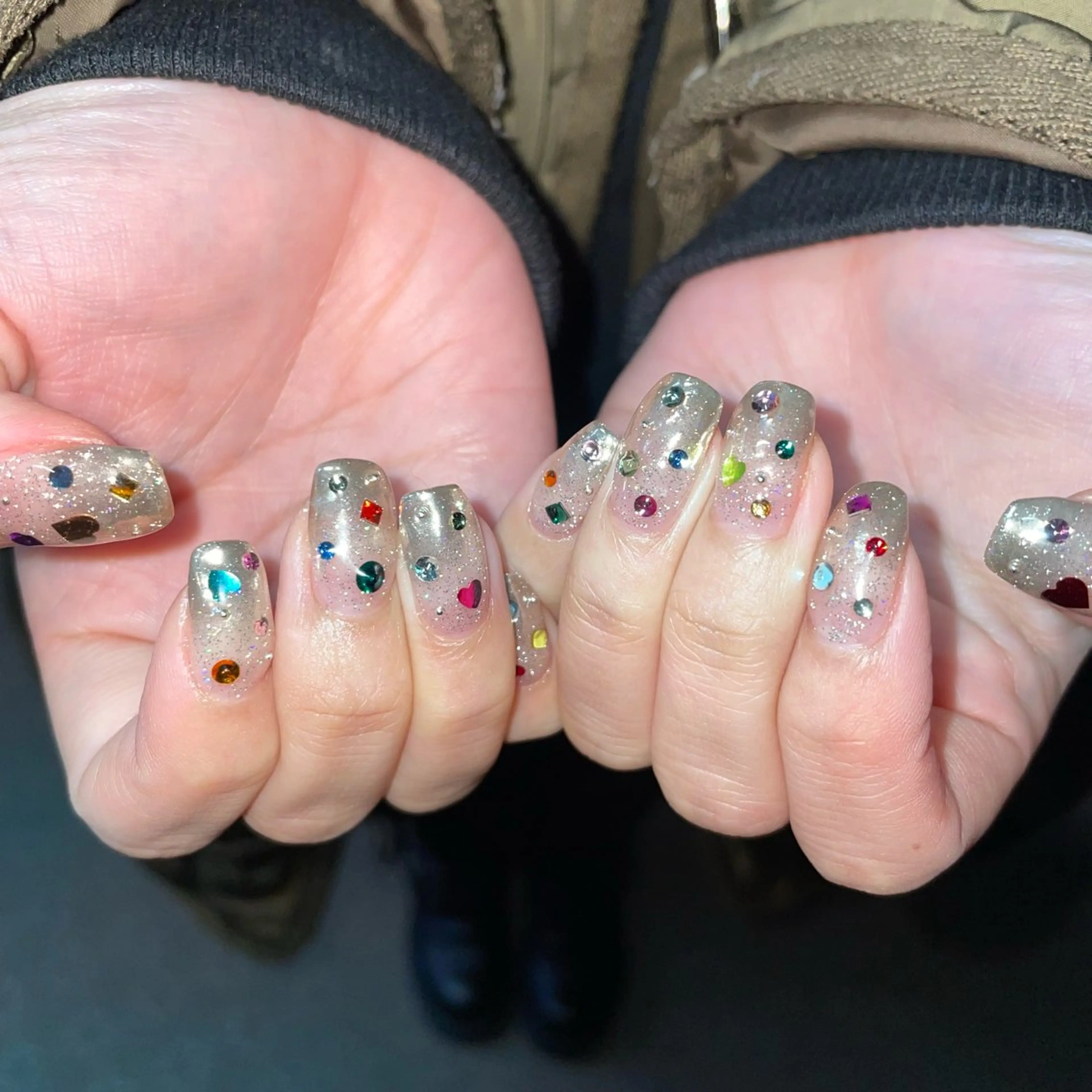 ネイル ハンドネイル カメレオン京橋🌻 草葉由佳のネイルデザイン