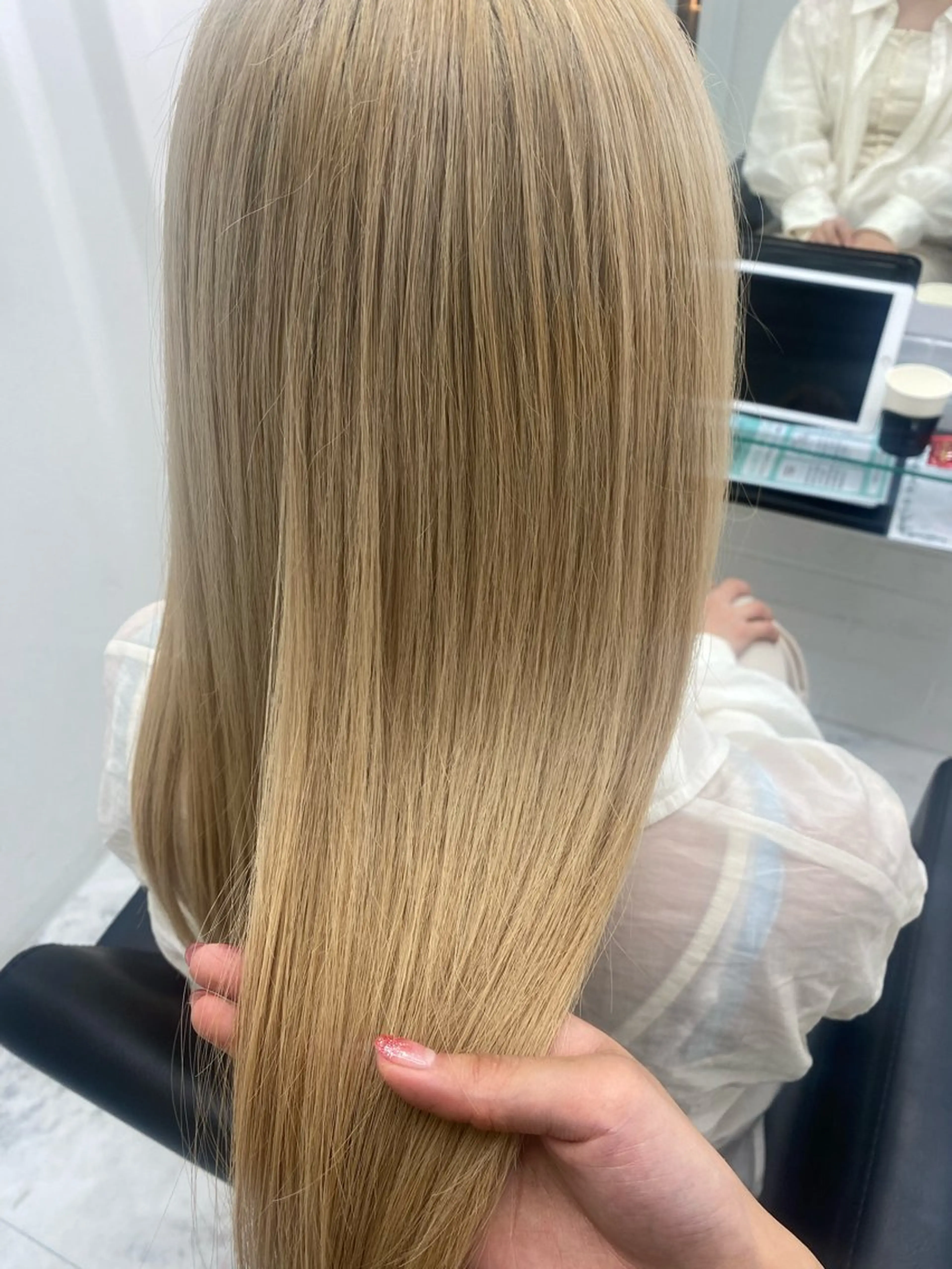 ロング トリートメント 酸熱トリートメント カット ヘアカラー トリートメント 髪質改善サロン🫧 セキチサトのヘアスタイル