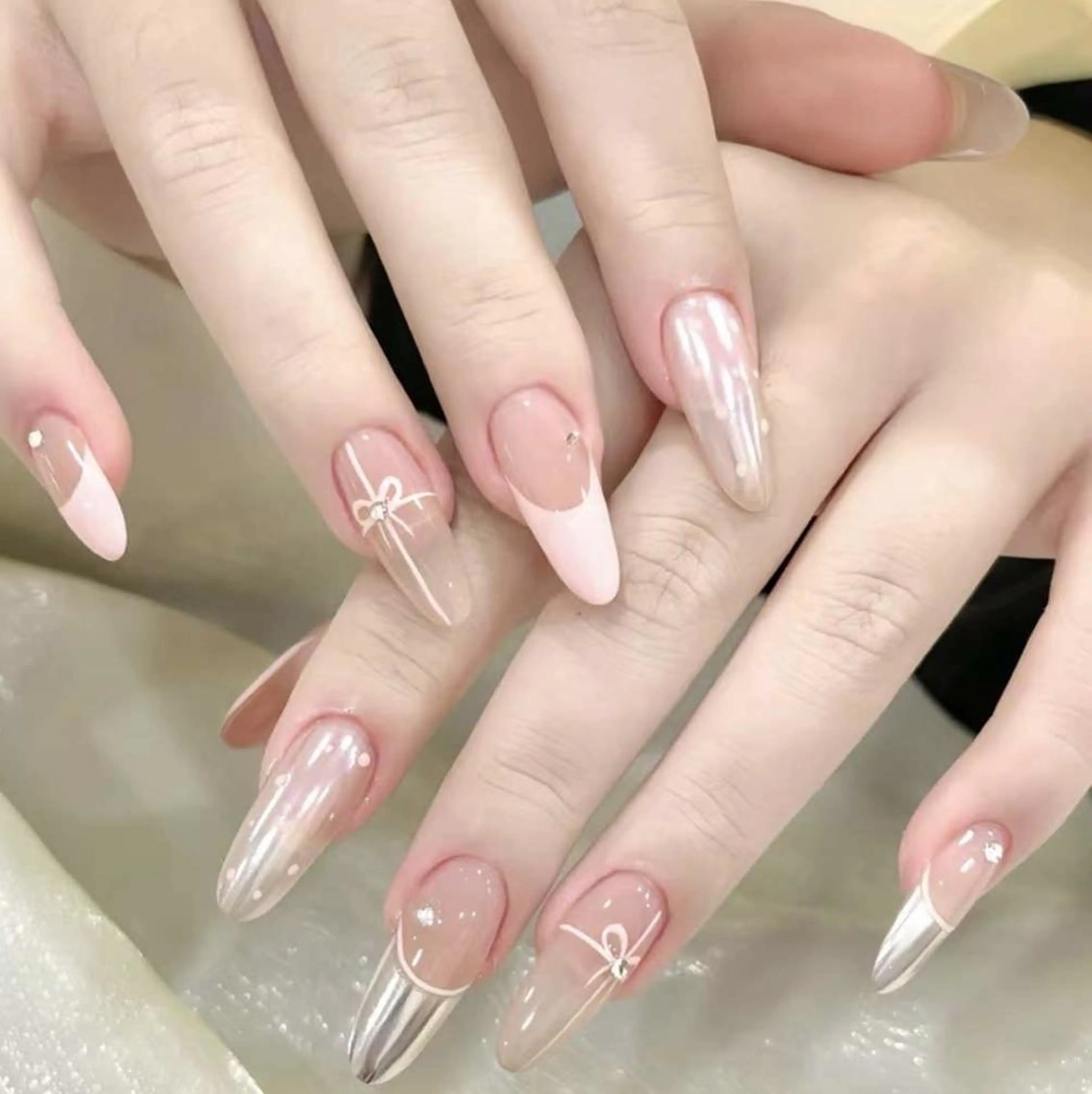 ネイル VIVIAN リサのネイルデザイン