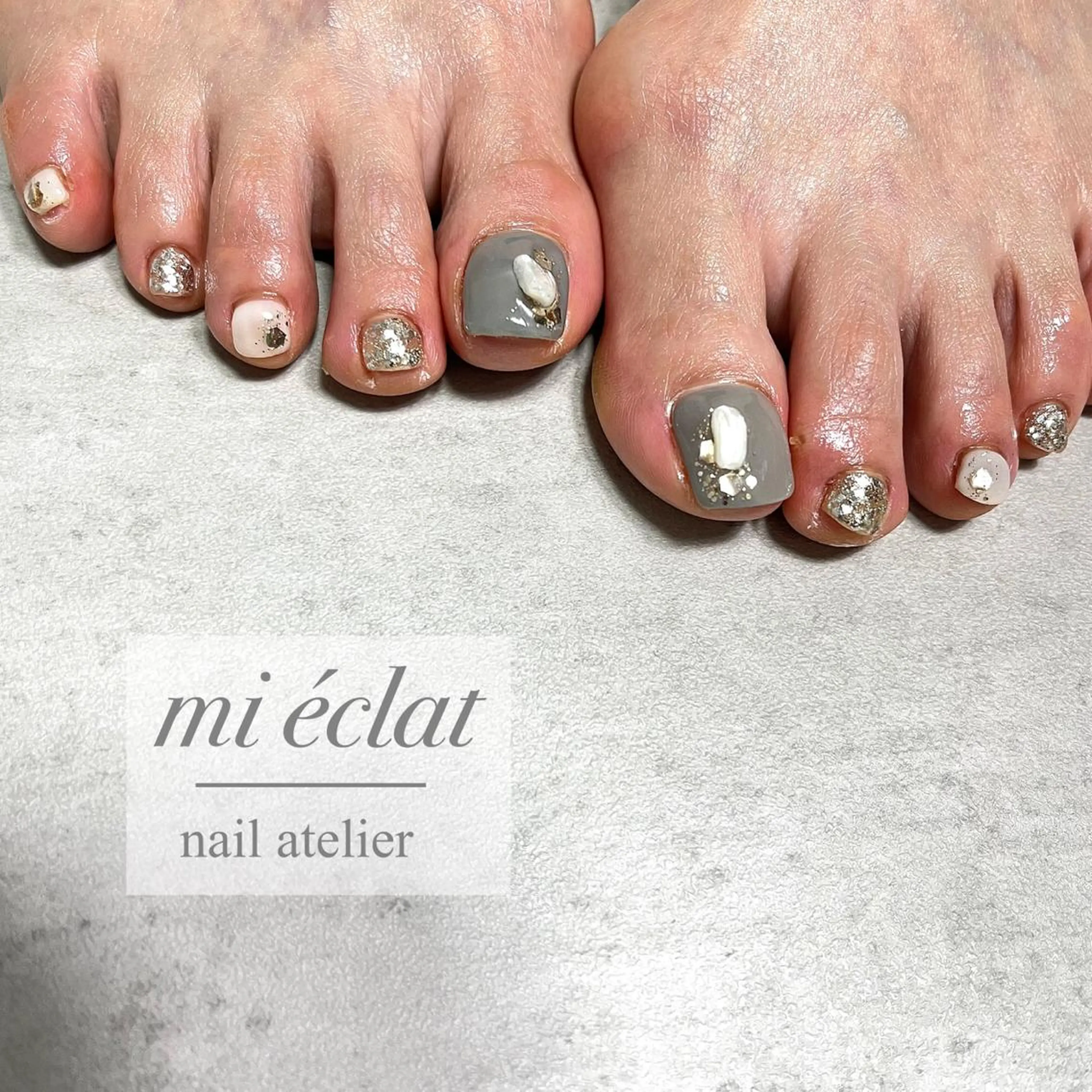 ネイル アートネイル ブラウン 桜ネイル 入学式 フラワーネイル mi éclat ミ　エクラのネイルデザイン