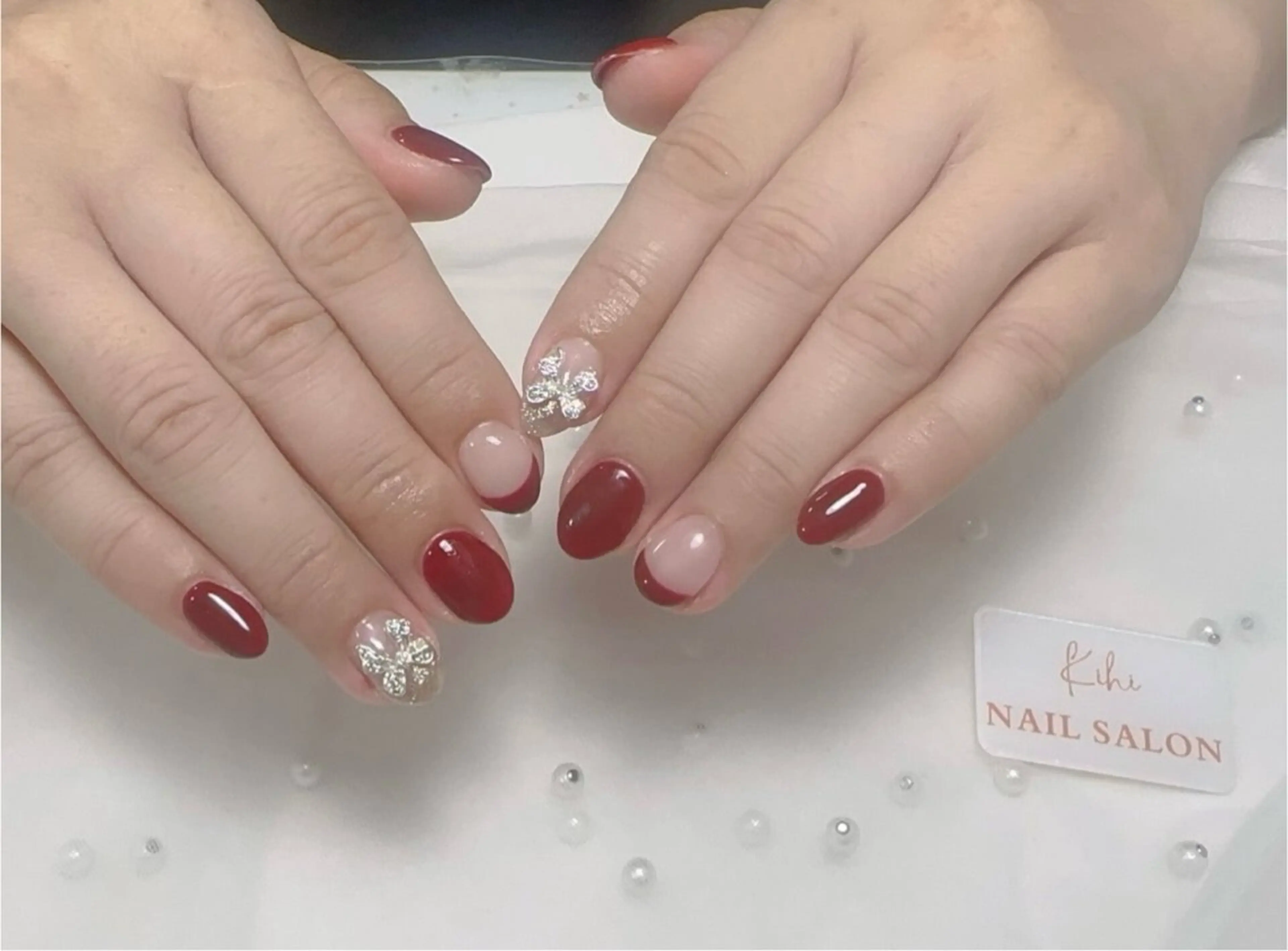 ネイル フレンチネイル ジェルネイル グラデーション キラキラネイル 韓国ネイル 清水 ユナのネイルデザイン