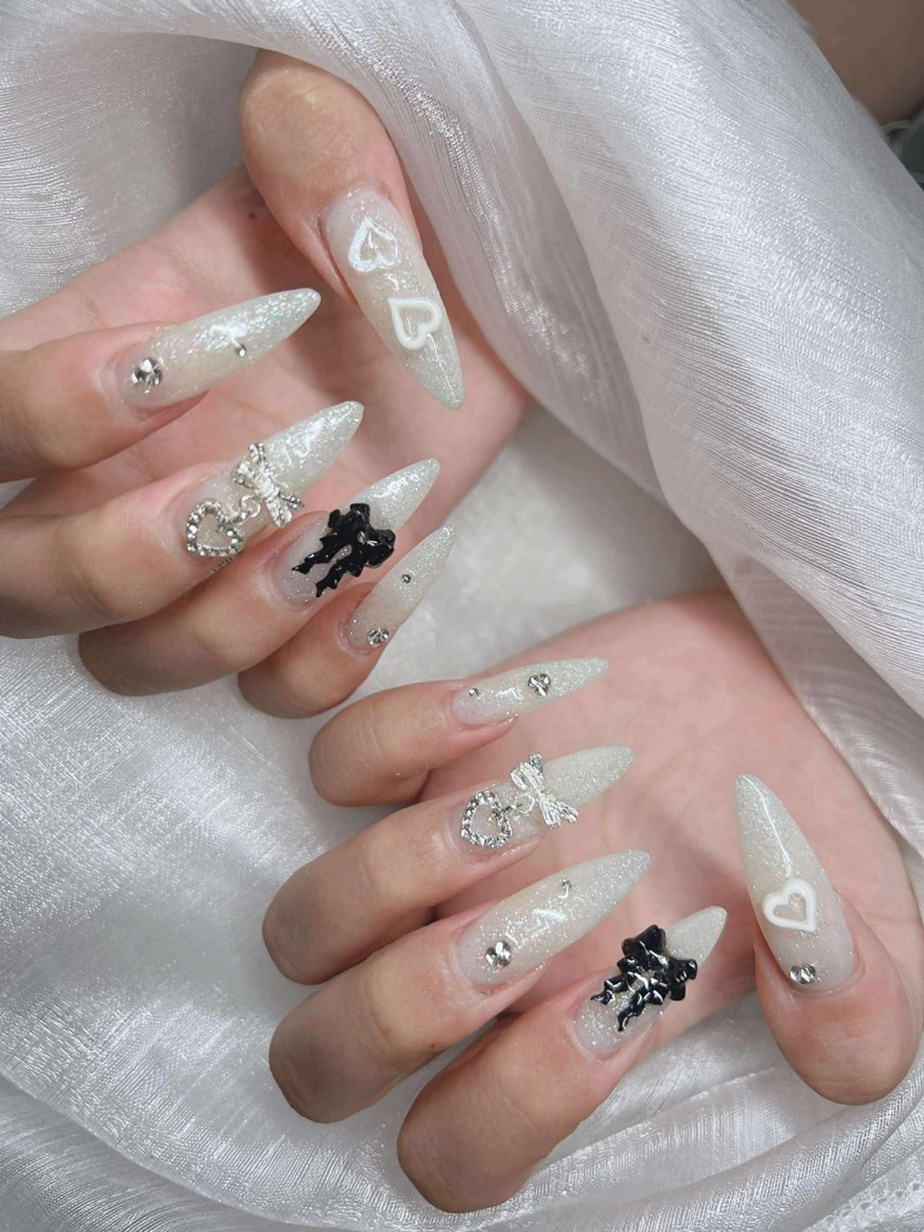 ネイル ハンドネイル Lee Nailsのネイルデザイン