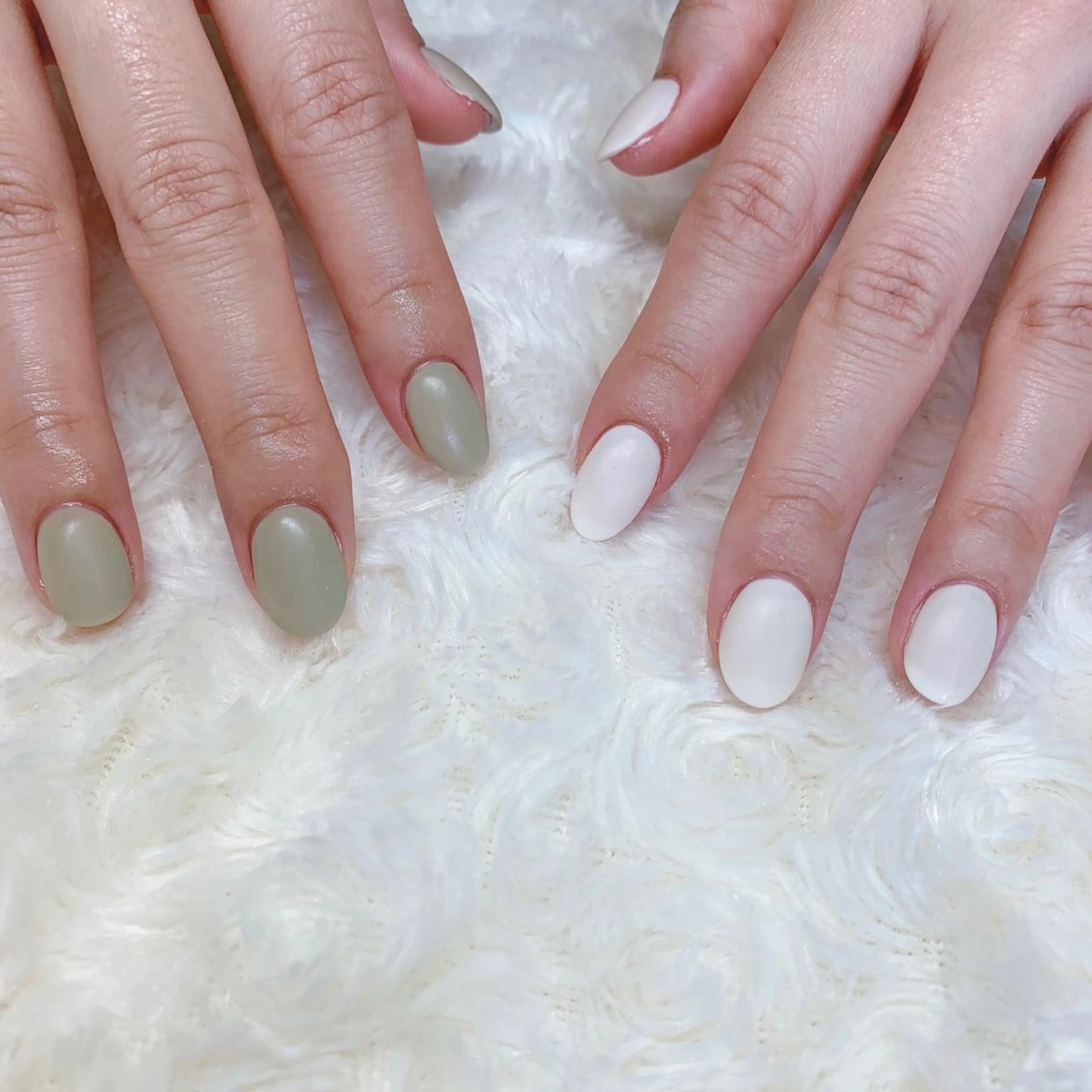 カラー ネイル Cozy_ ilumのネイルデザイン