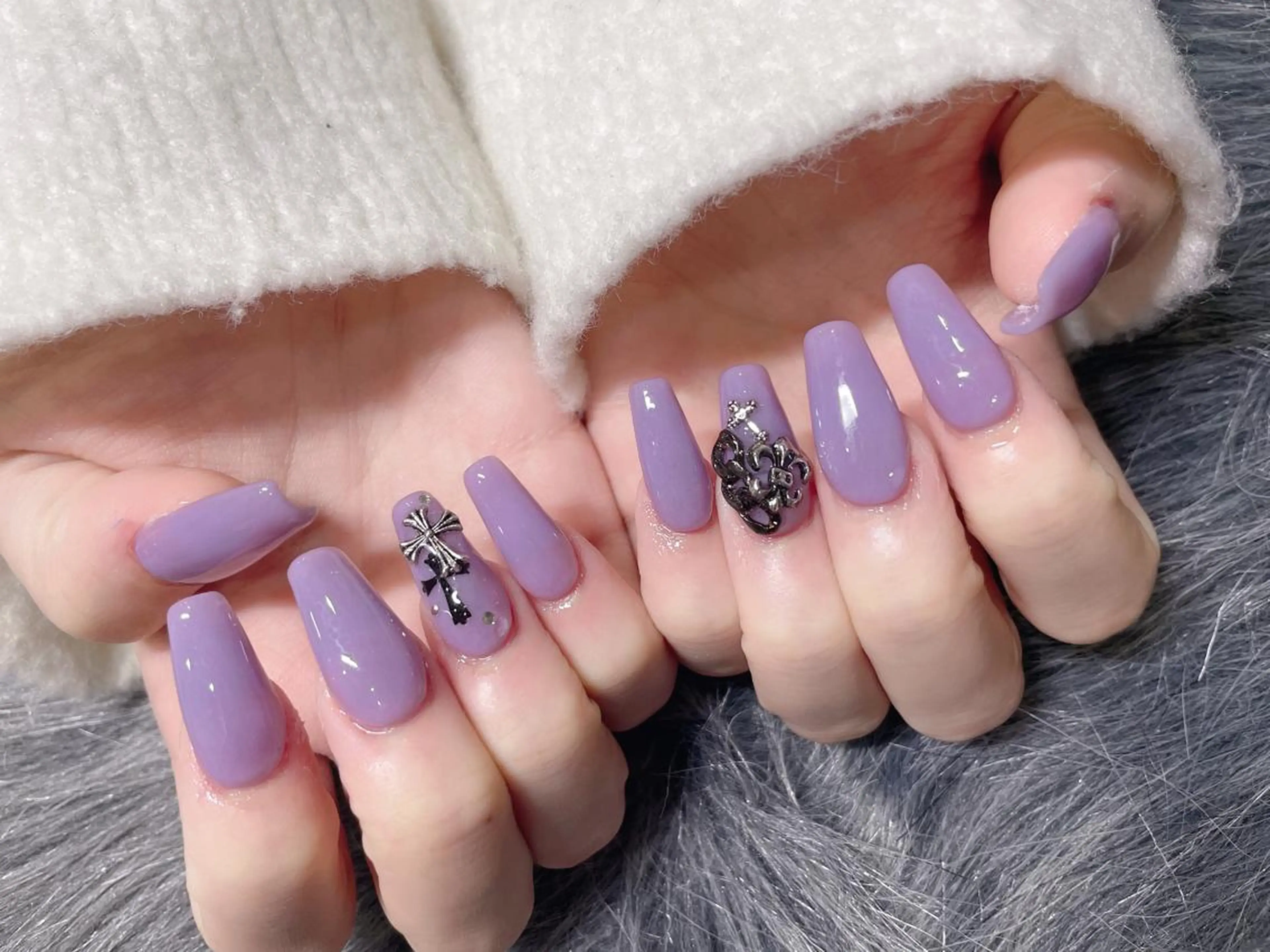 ミディアム ネイル ハンドネイル 《LB》ラブリエ Nail&eyeのマツエク・マツパデザイン