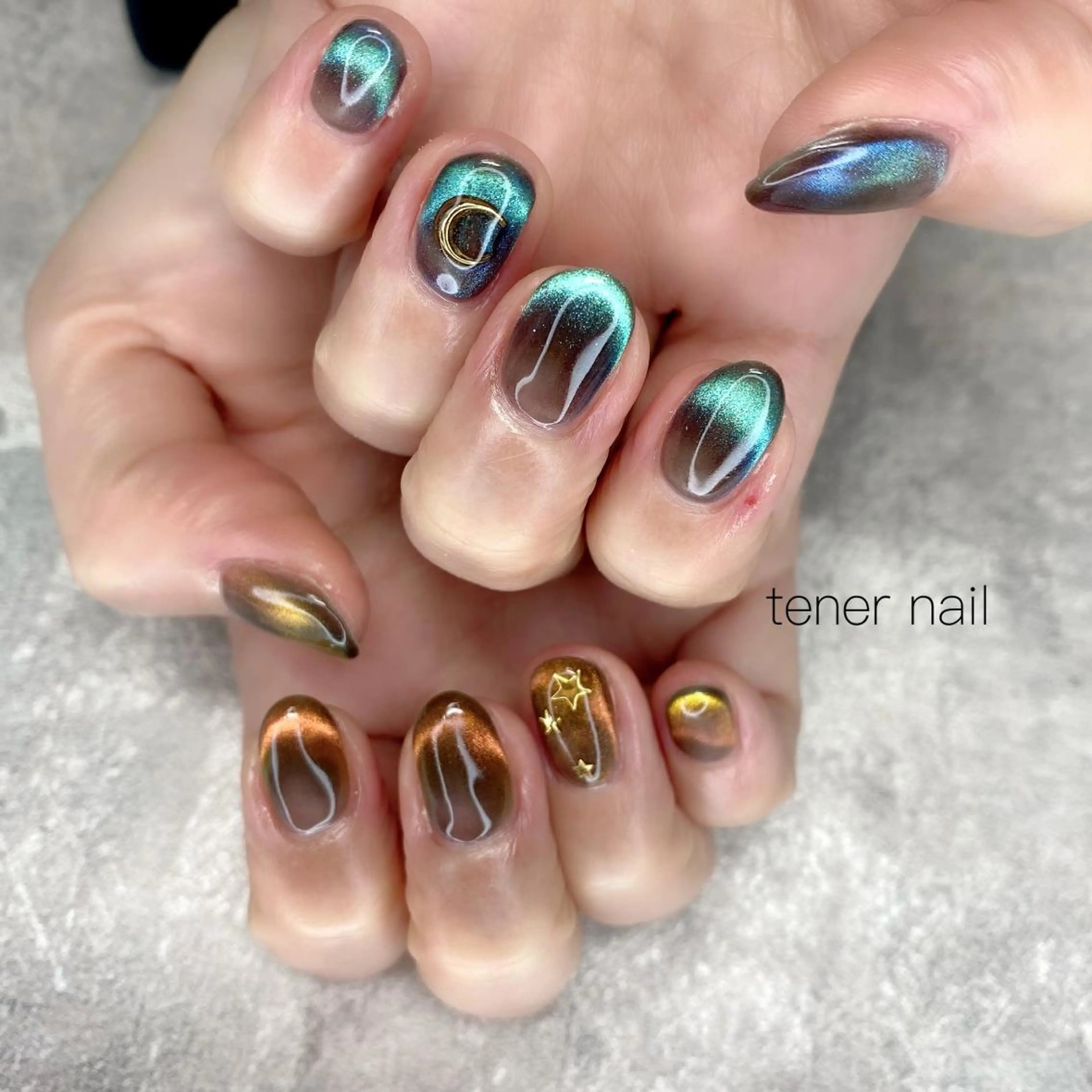 ネイル フレンチネイル マグネットネイル マグネットフレンチ テネルネイル tener nailのネイルデザイン